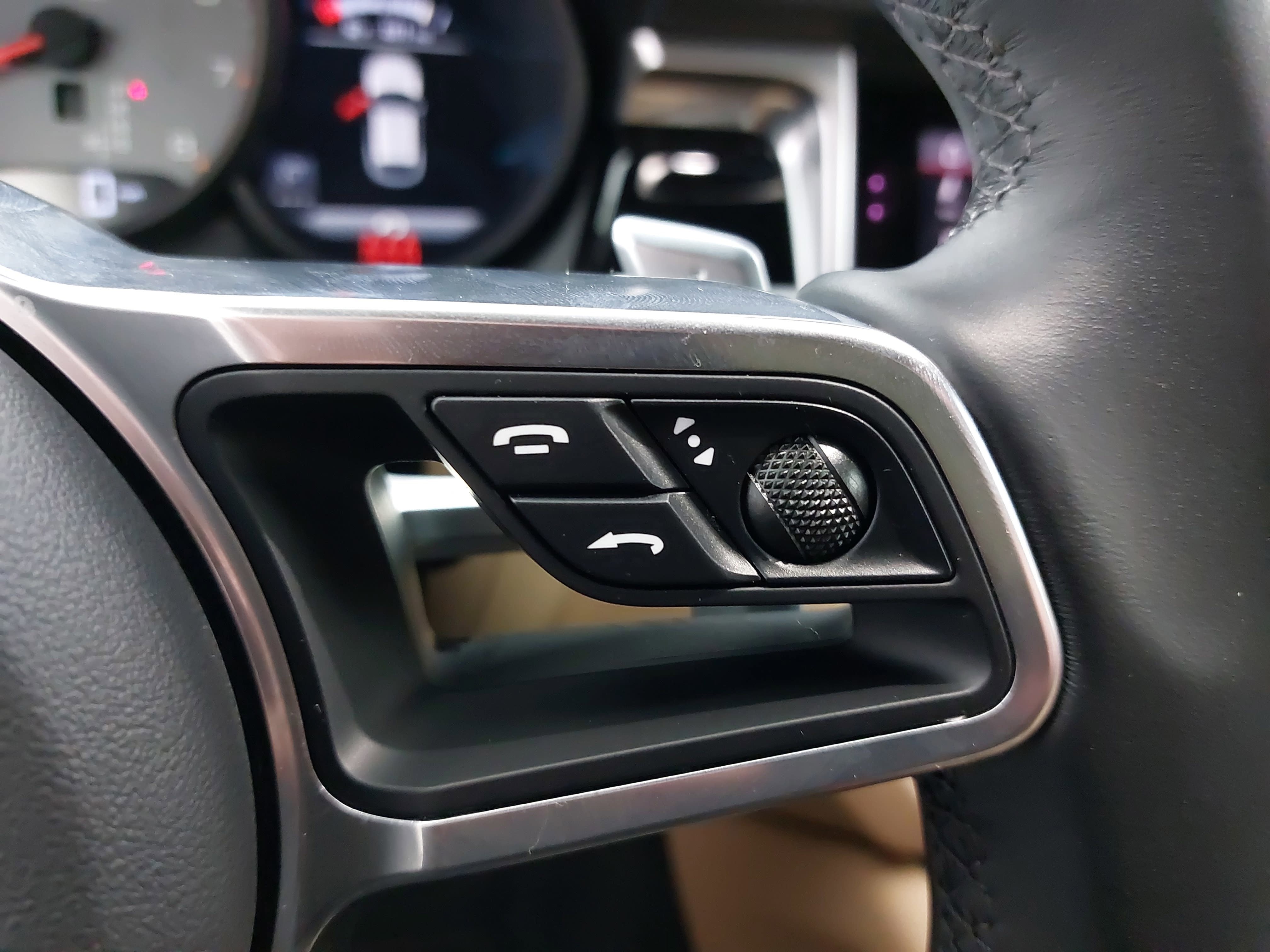 2021 Porsche Macan S