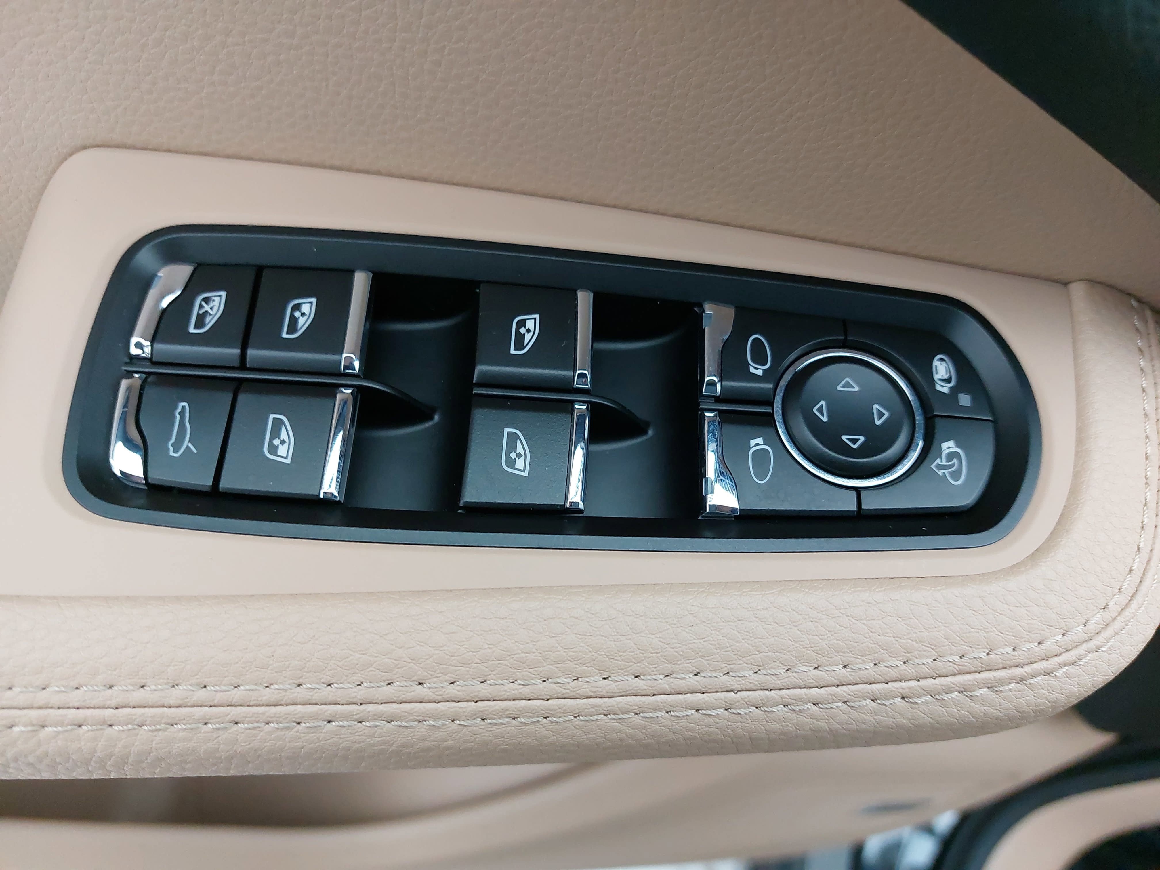 2021 Porsche Macan S