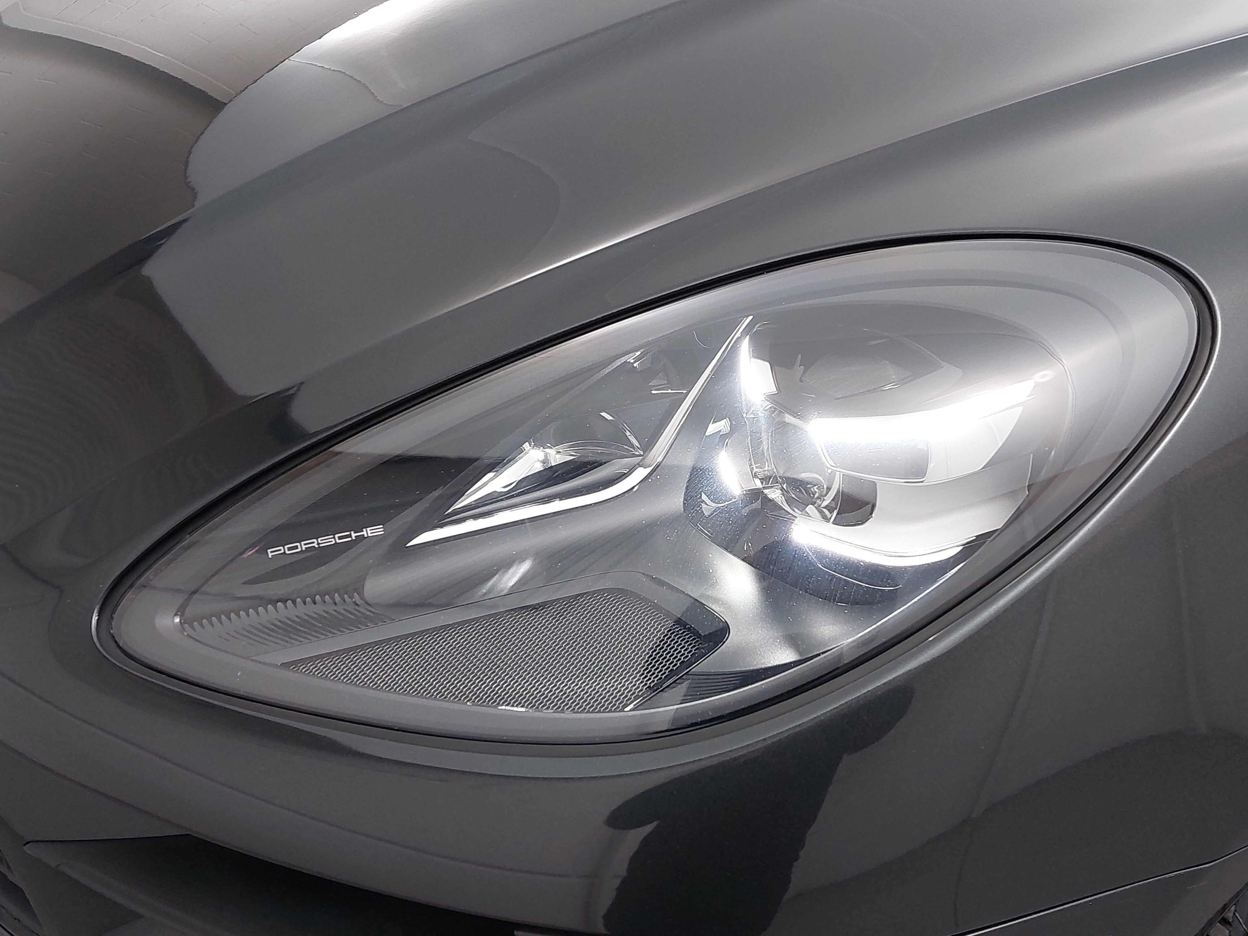 2021 Porsche Macan S