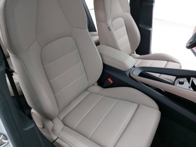 2025 Porsche Macan Electric Electric