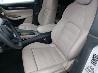 2025 Porsche Macan Electric Electric