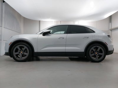 2025 Porsche Macan Electric Electric
