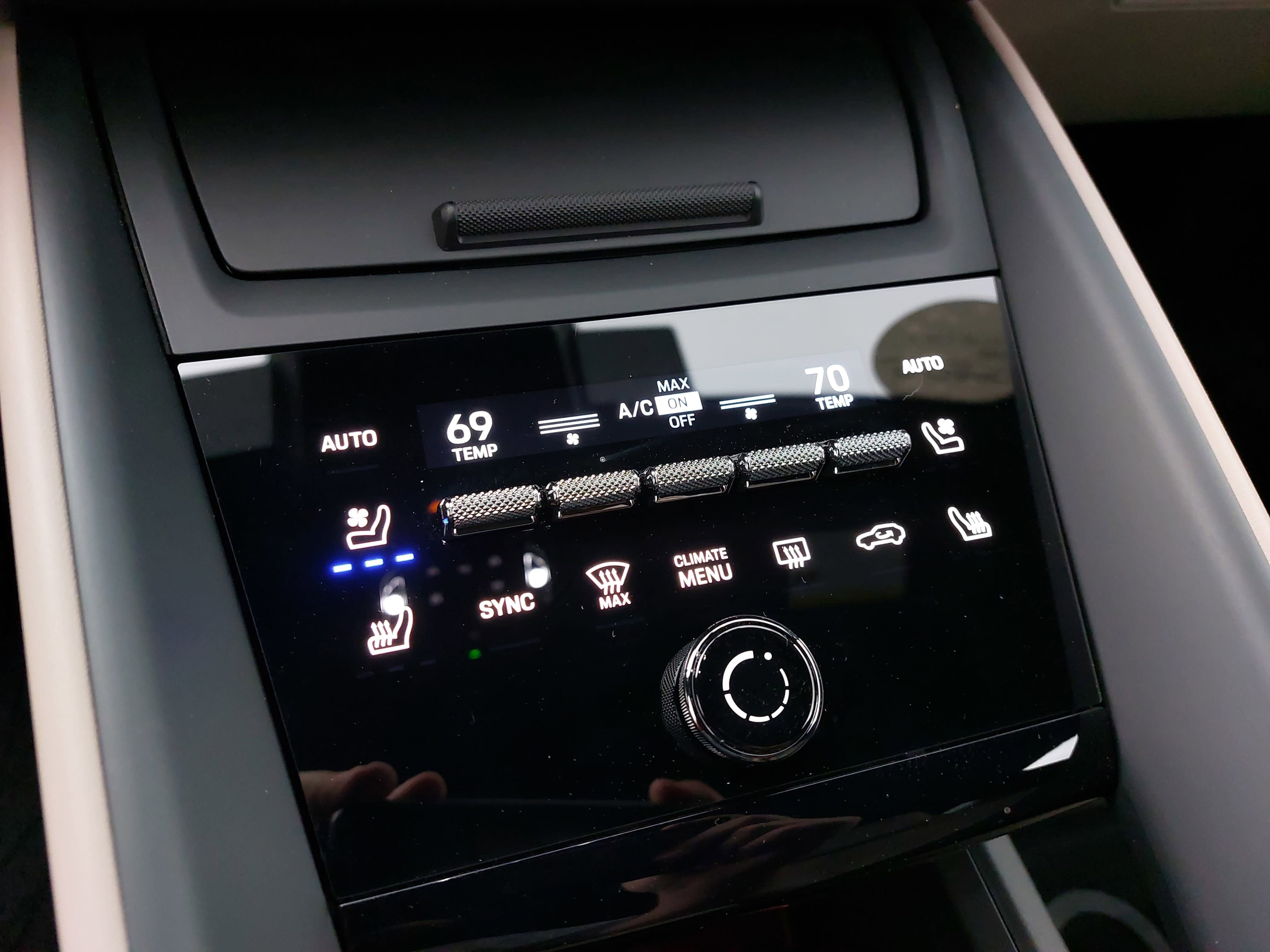 2025 Porsche Macan Electric Electric