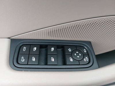 2025 Porsche Macan Electric Electric
