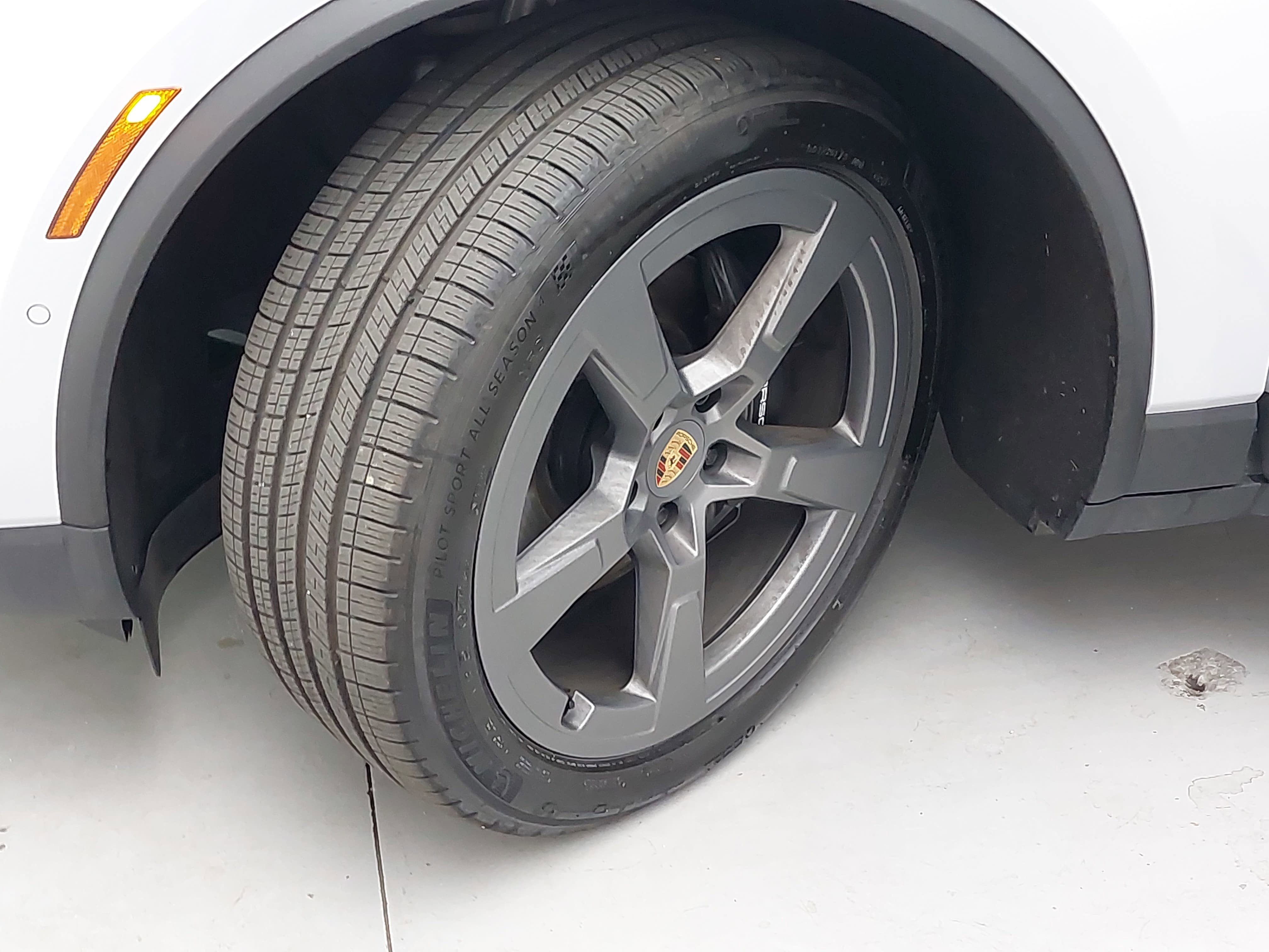 2025 Porsche Macan Electric Electric