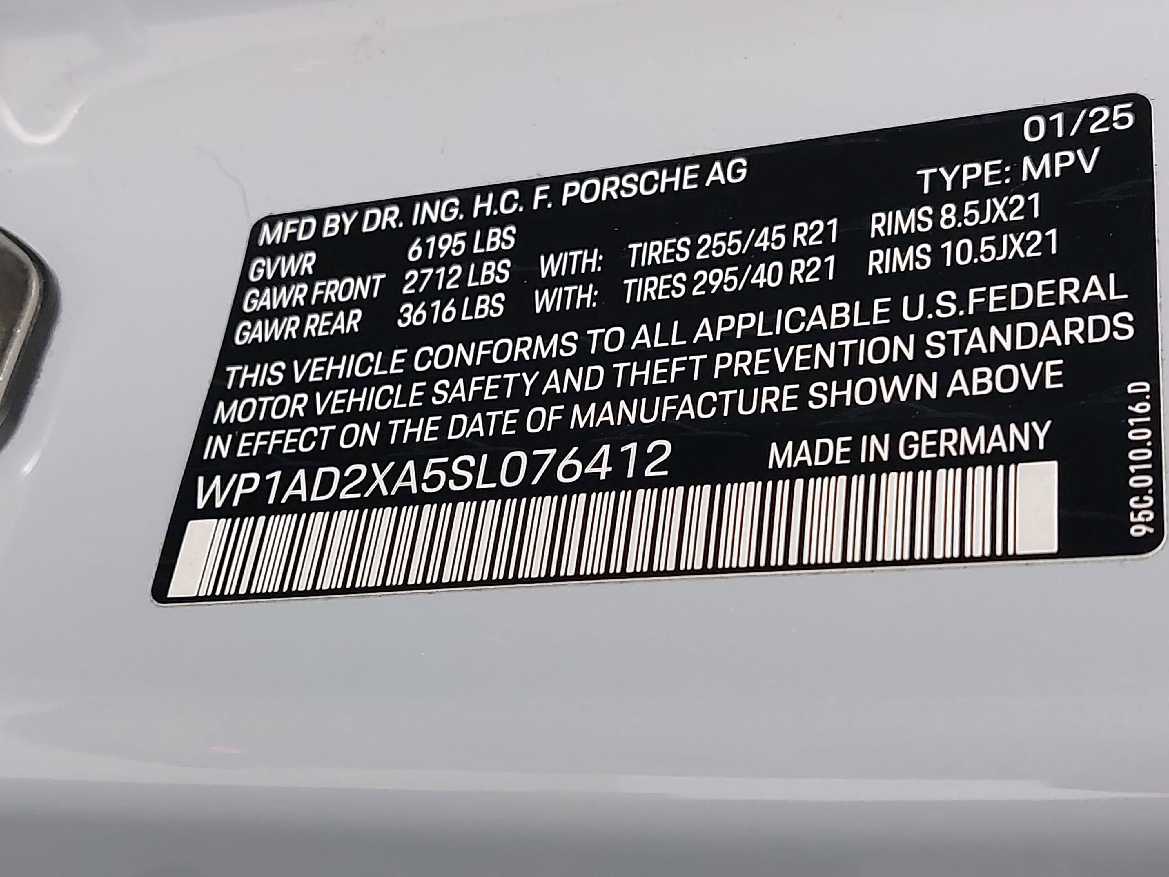 2025 Porsche Macan Electric Electric