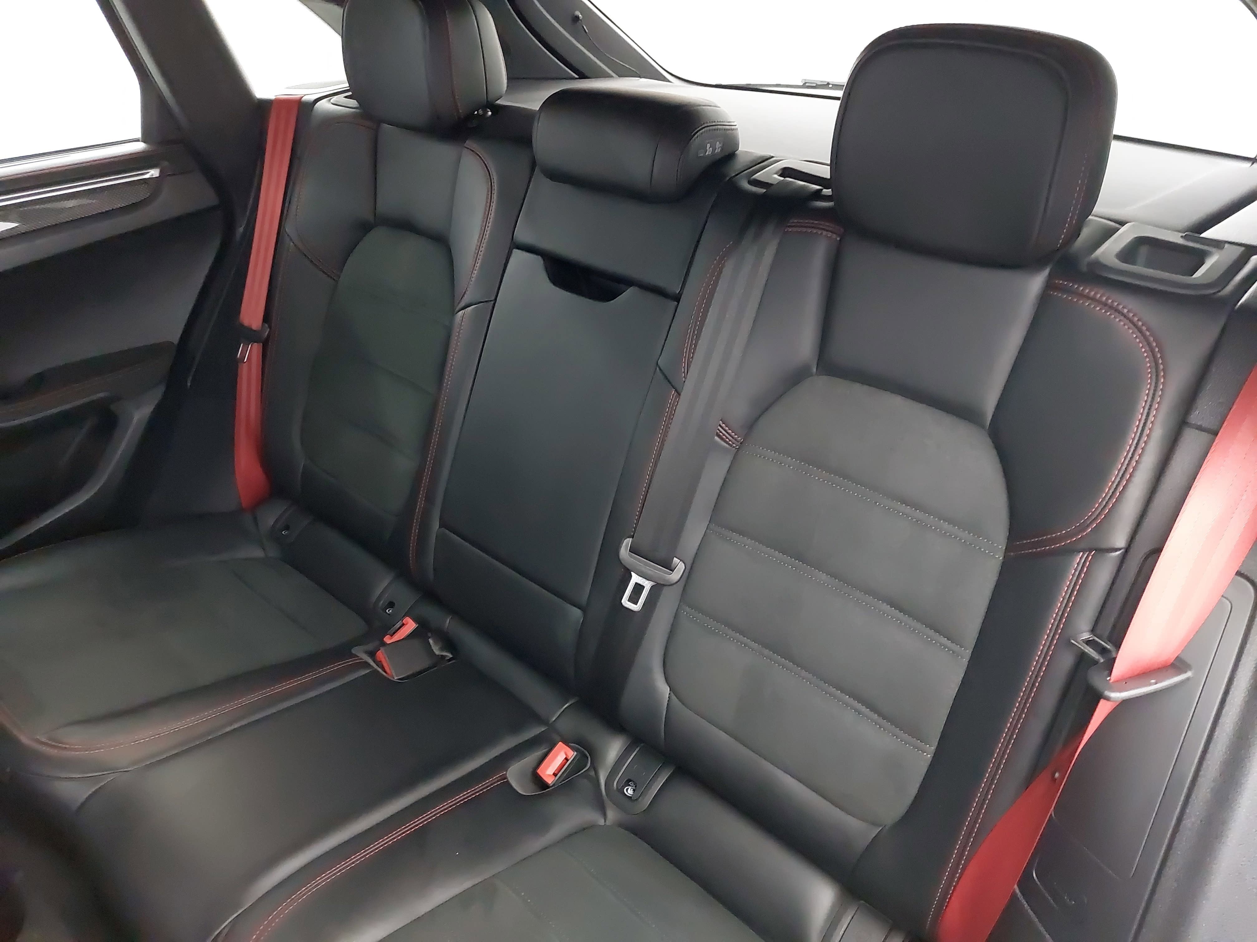 2024 Porsche Macan GTS