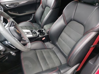 2024 Porsche Macan GTS