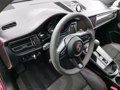 2024 Porsche Macan GTS