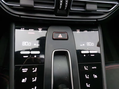 2024 Porsche Macan GTS