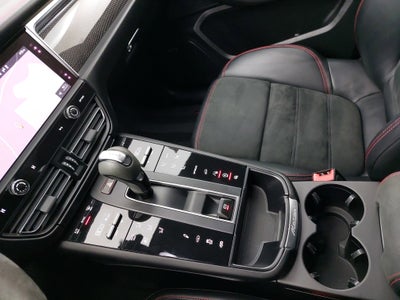 2024 Porsche Macan GTS