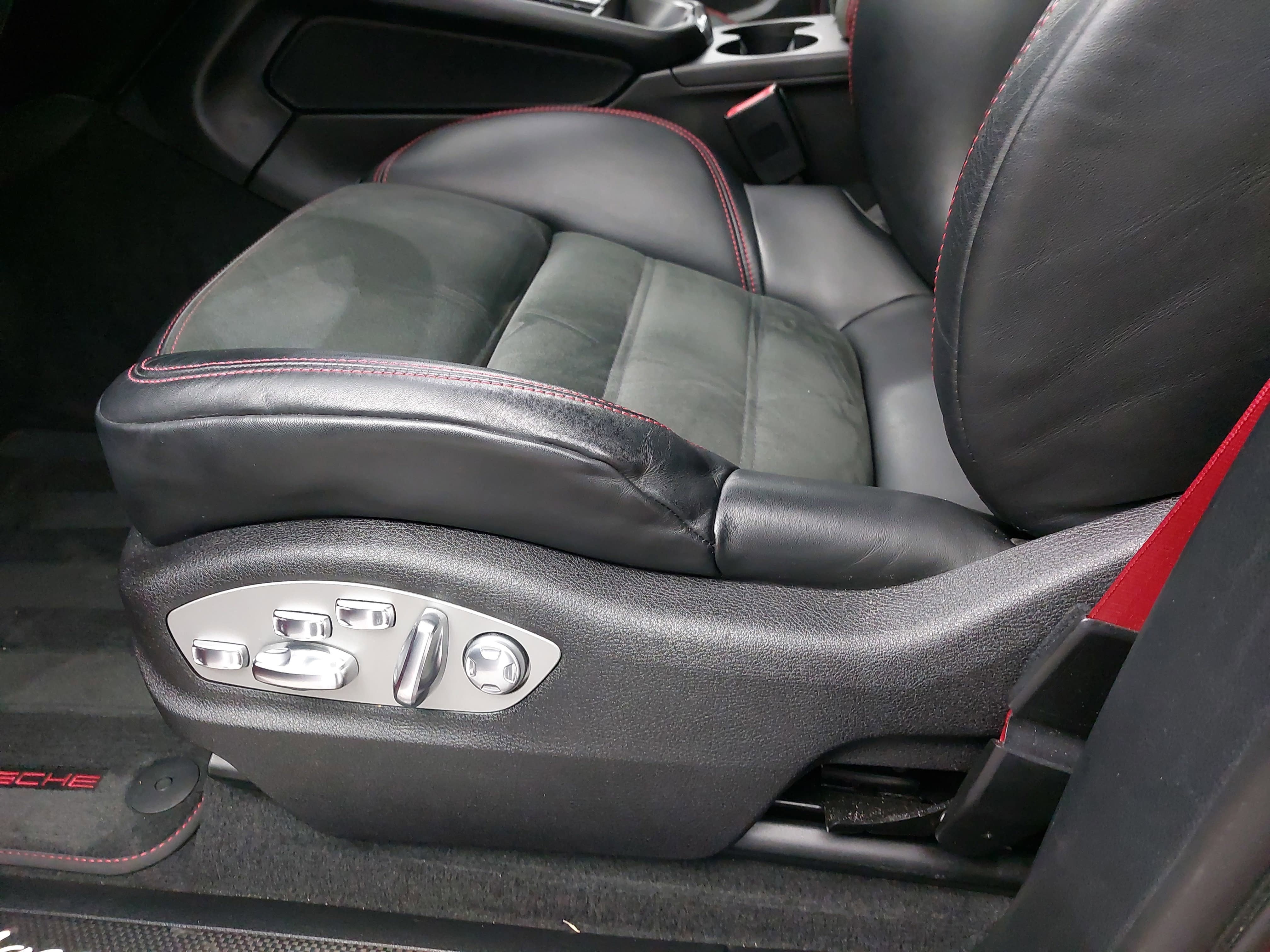 2024 Porsche Macan GTS