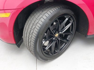 2024 Porsche Macan GTS