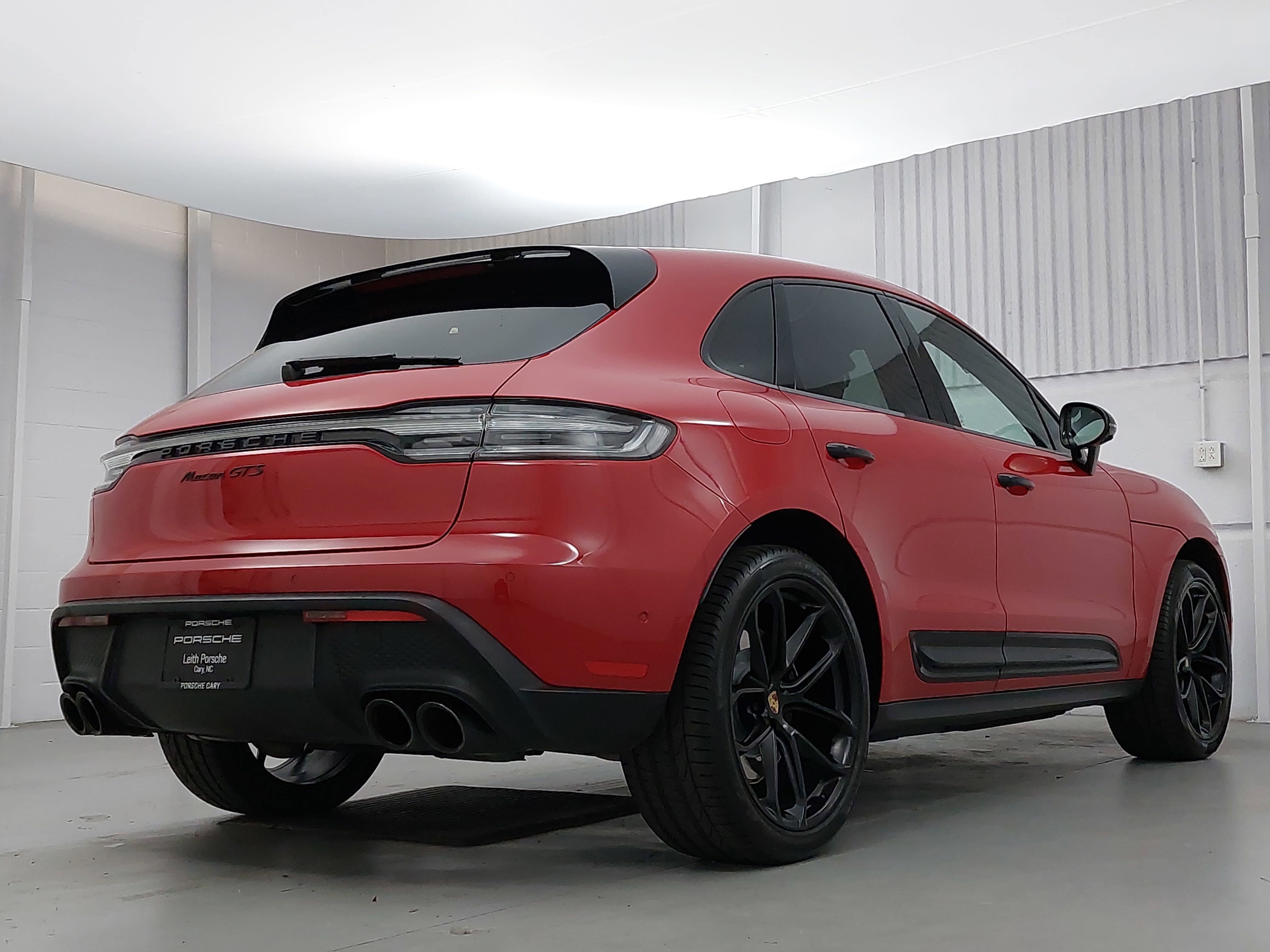 2024 Porsche Macan GTS