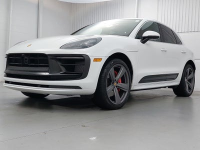 2025 Porsche Macan S