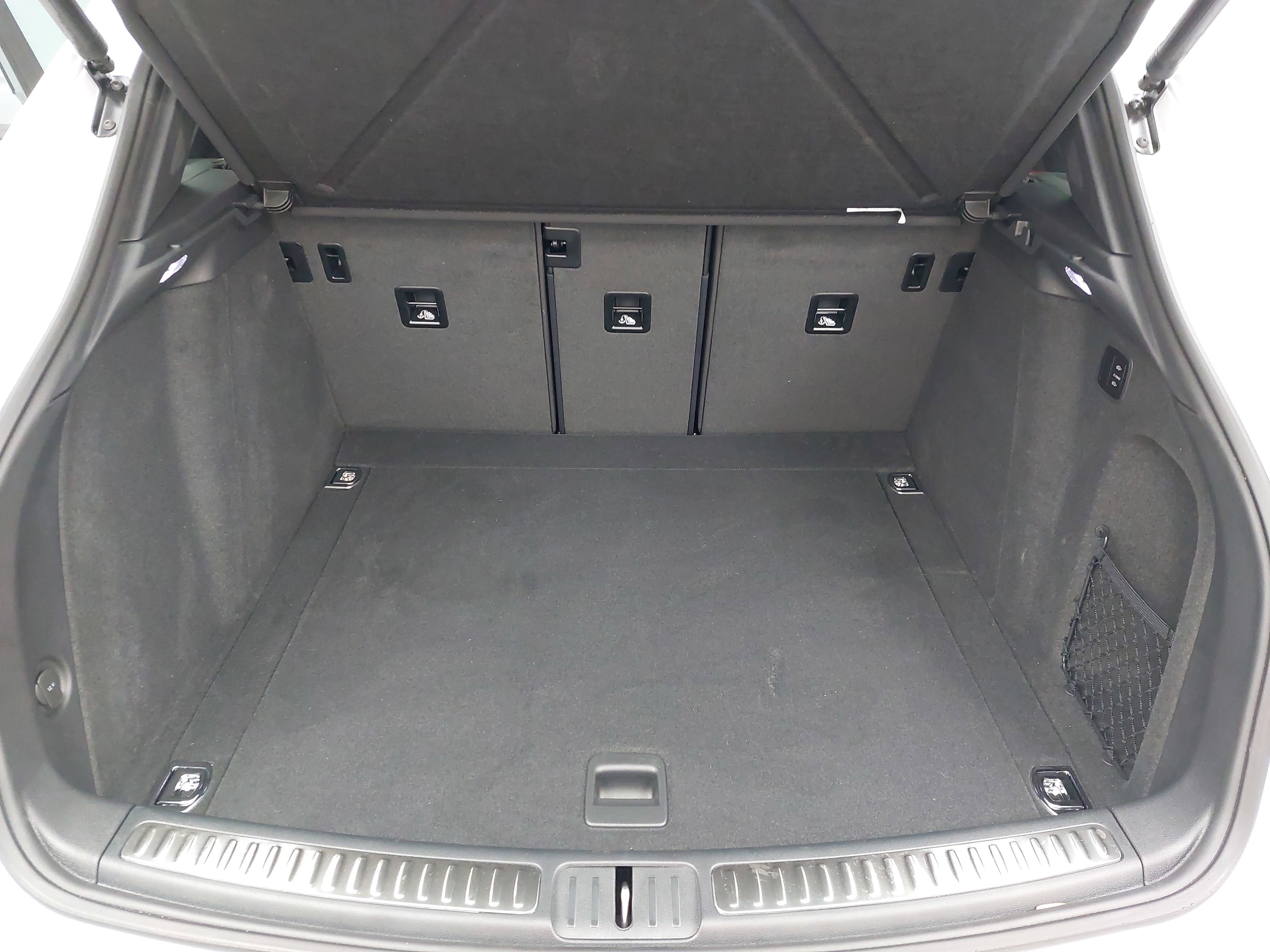 2025 Porsche Macan S