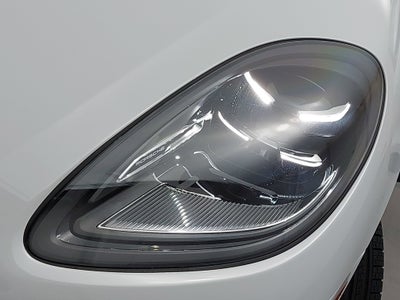 2025 Porsche Macan S