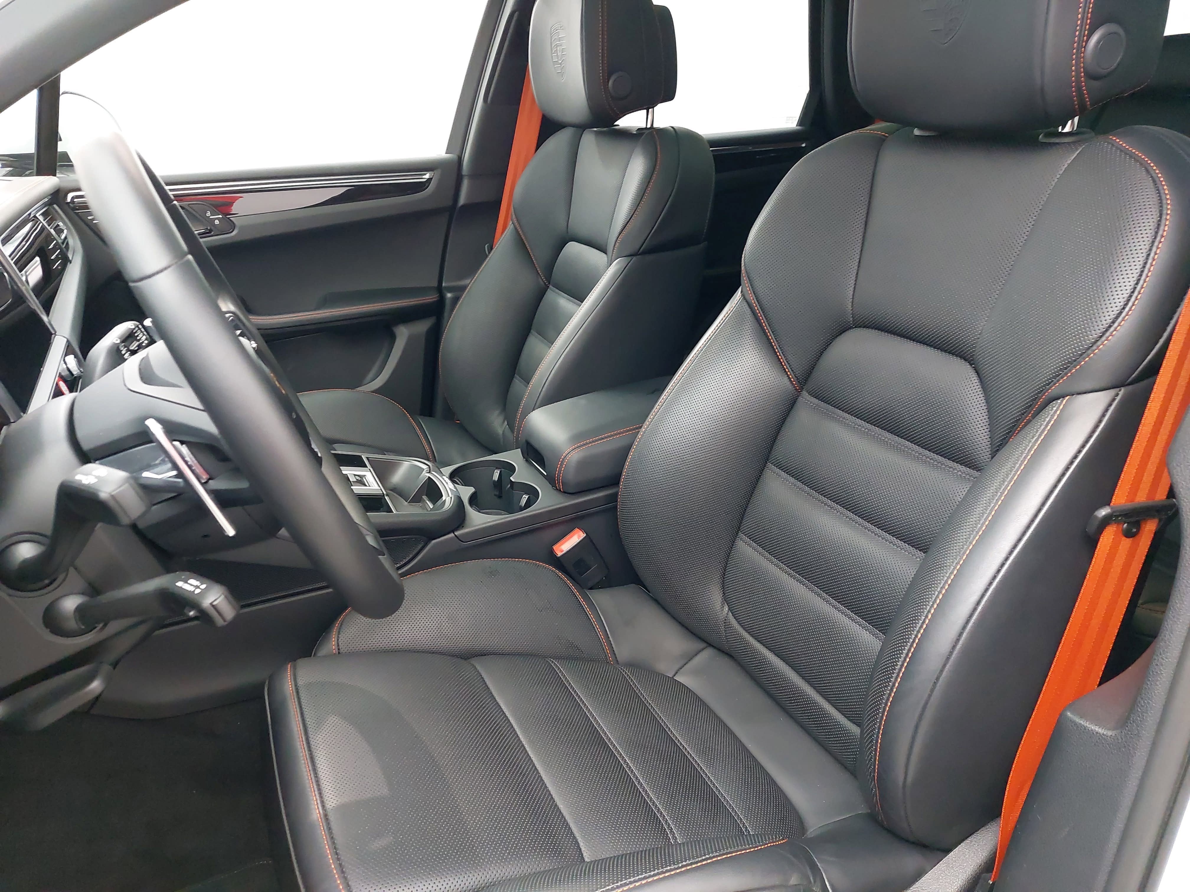 2025 Porsche Macan S