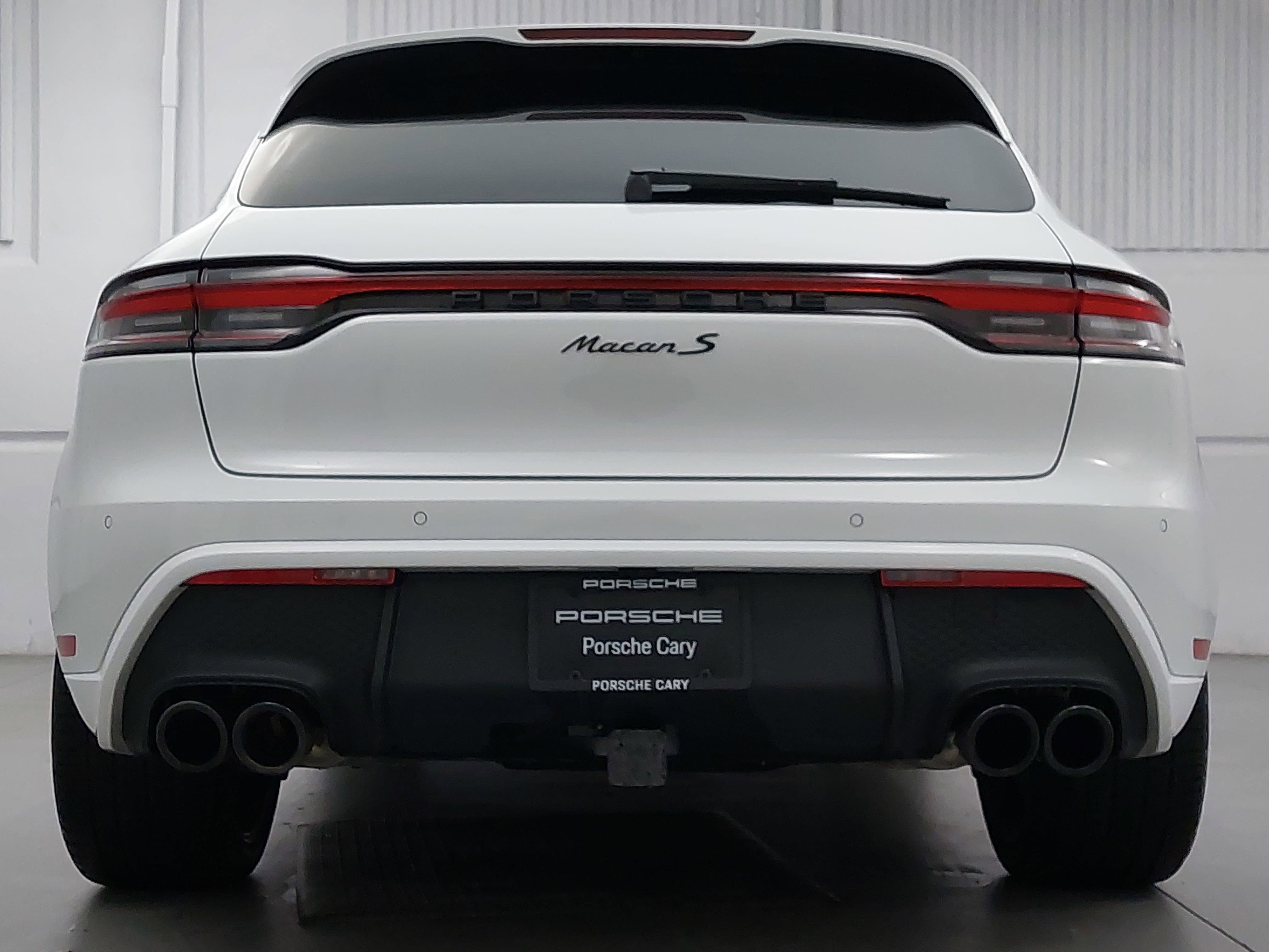 2025 Porsche Macan S