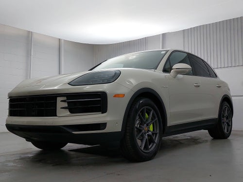 2025 Porsche Cayenne E-Hybrid S
