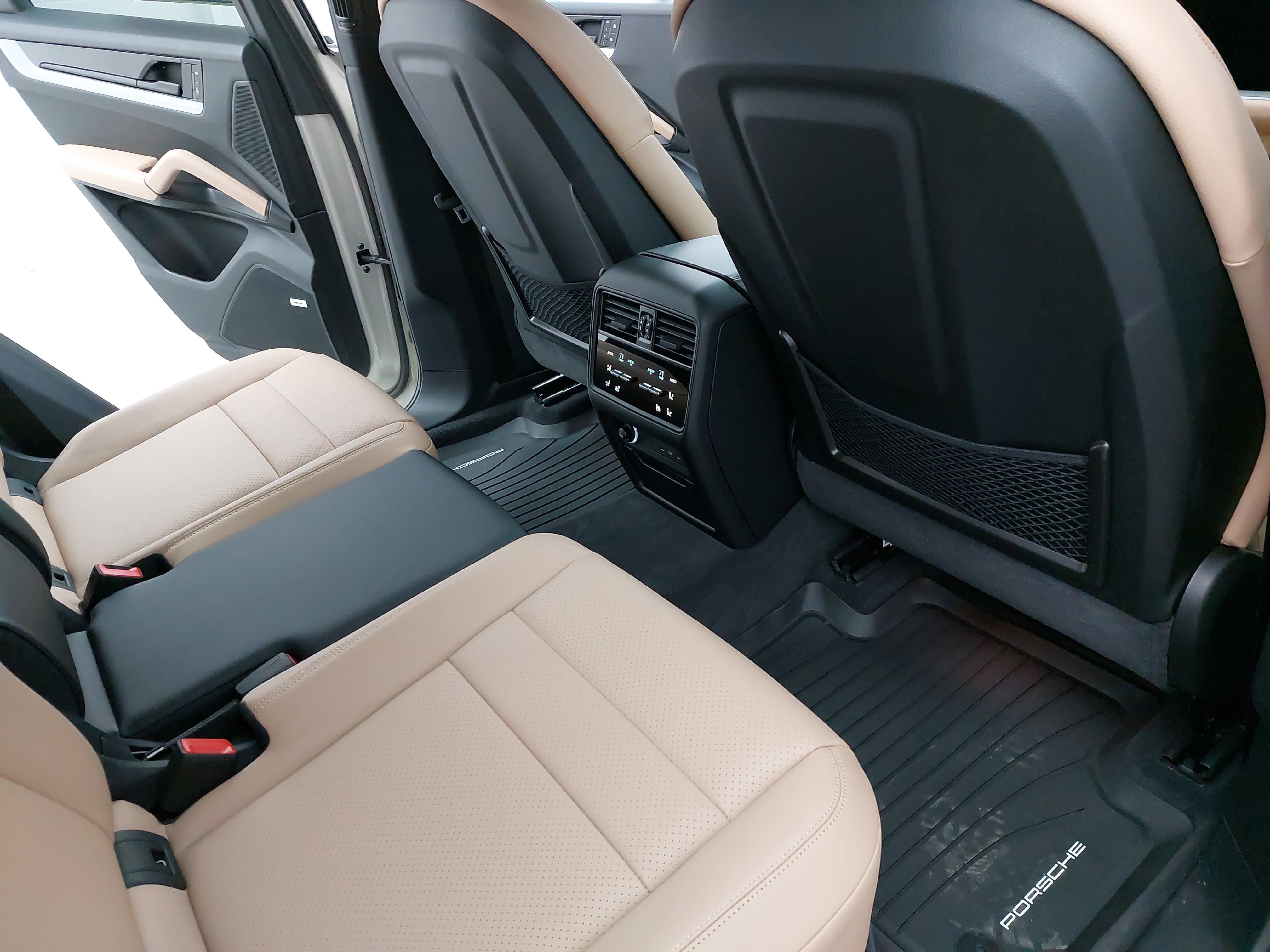 2025 Porsche Cayenne E-Hybrid S