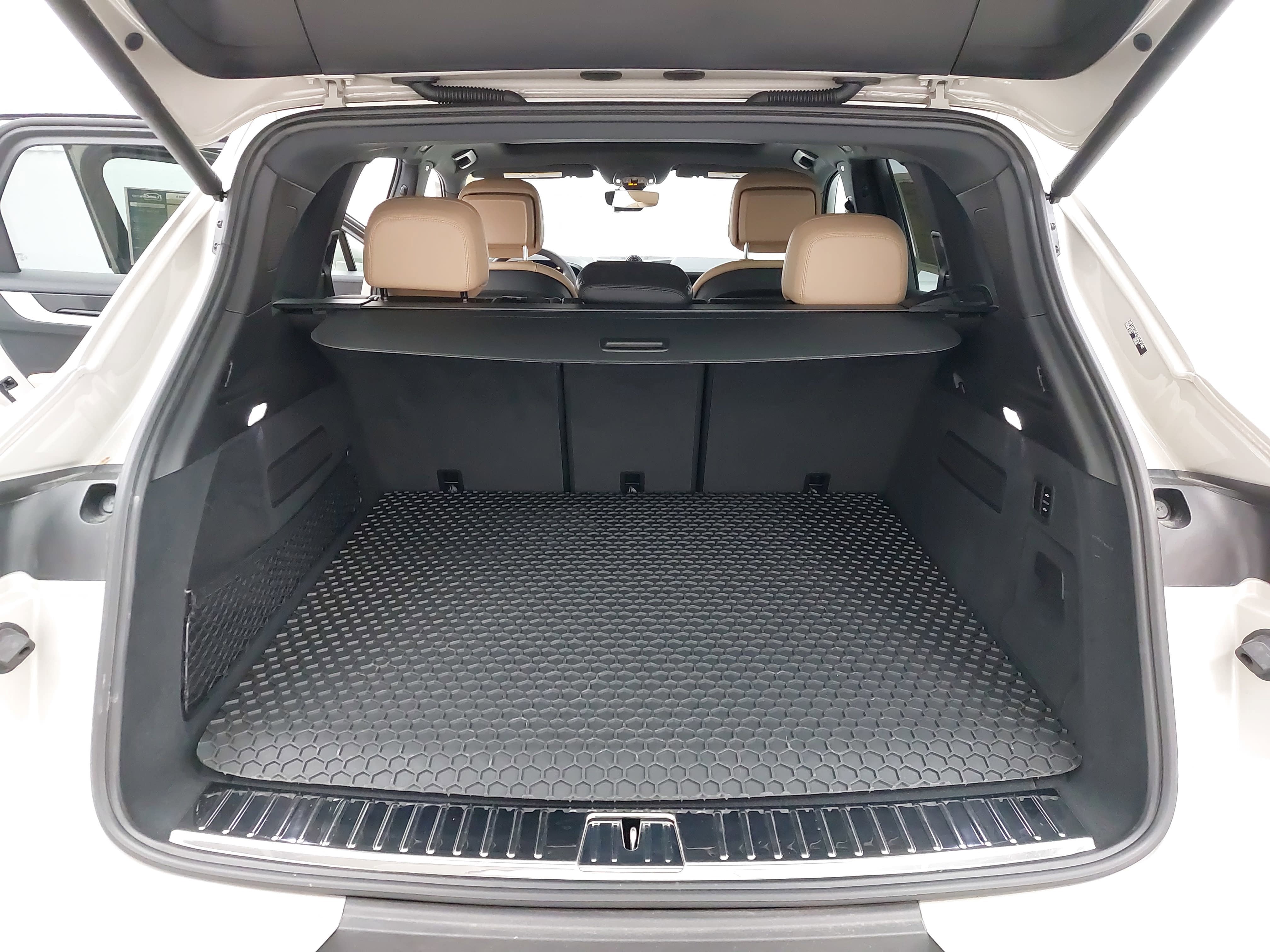 2025 Porsche Cayenne E-Hybrid S