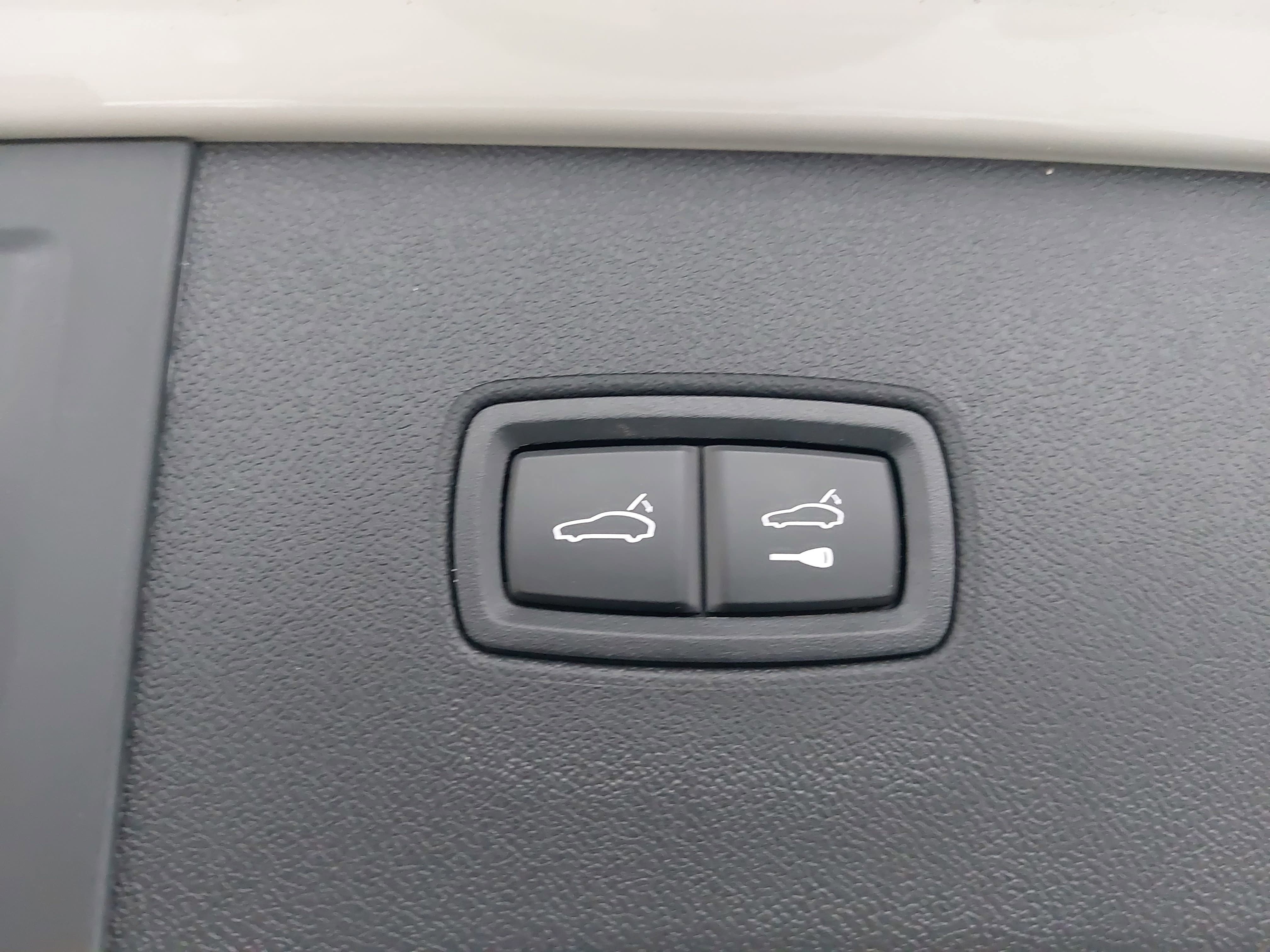 2025 Porsche Cayenne E-Hybrid S