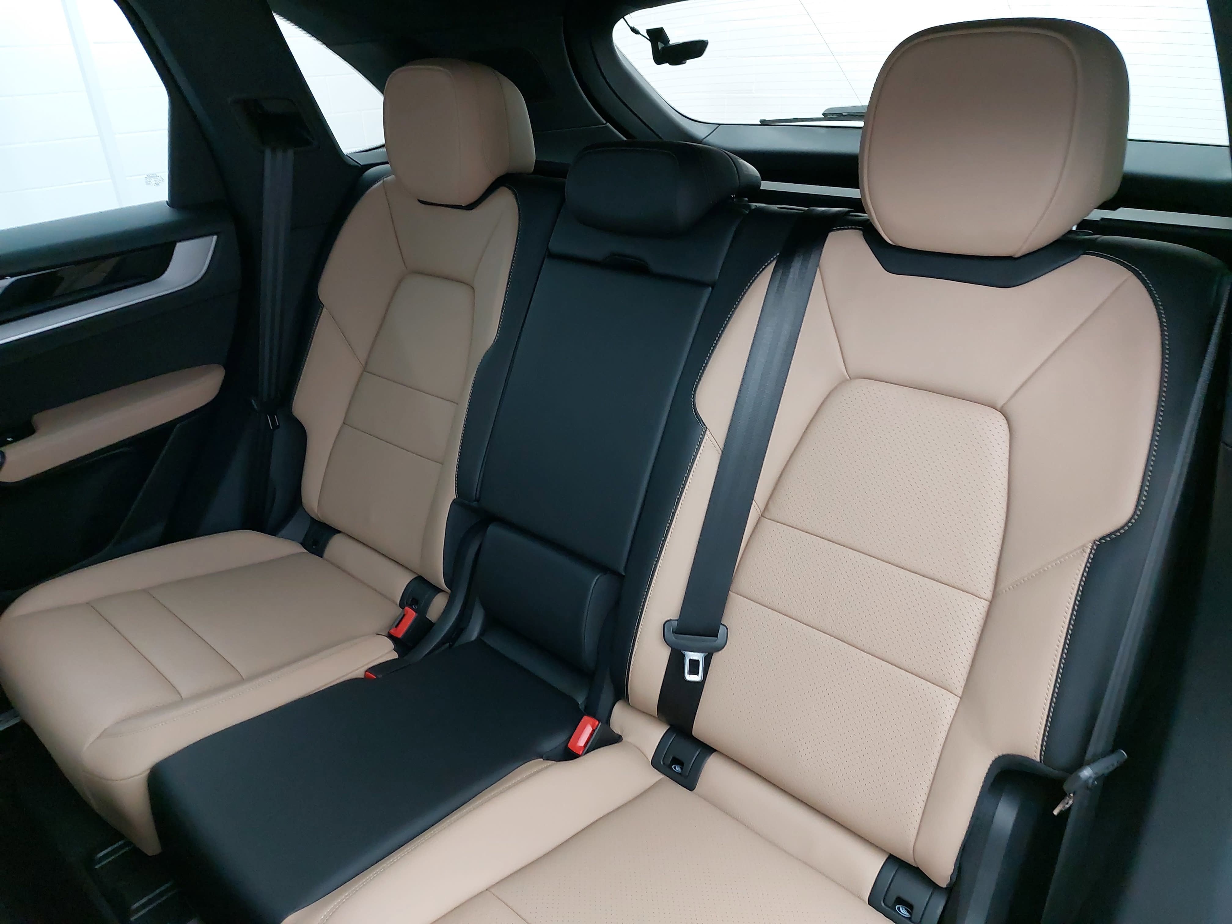 2025 Porsche Cayenne E-Hybrid S