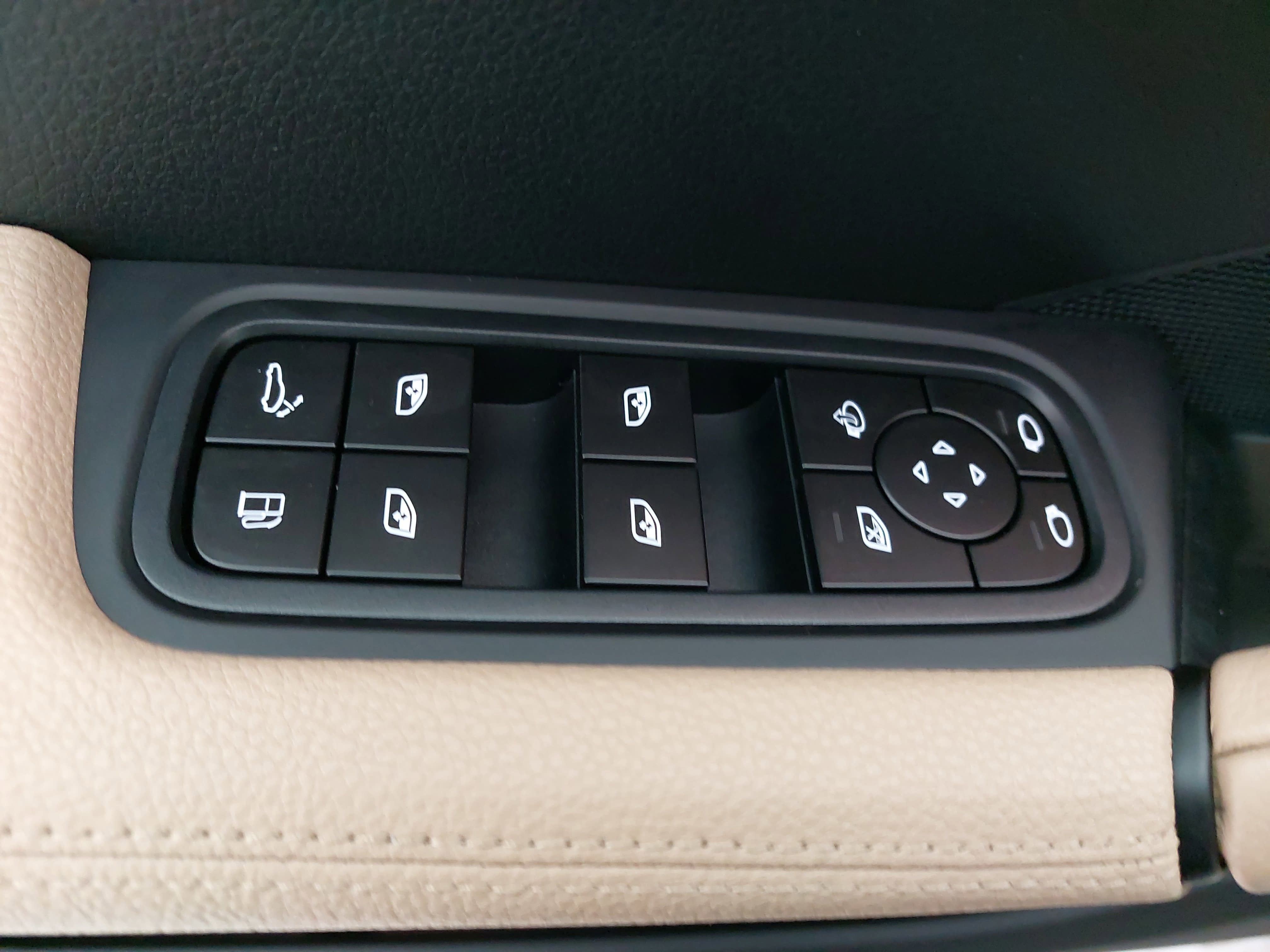 2025 Porsche Cayenne E-Hybrid S