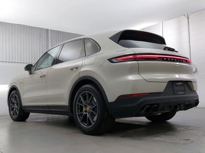 2025 Porsche Cayenne E-Hybrid S