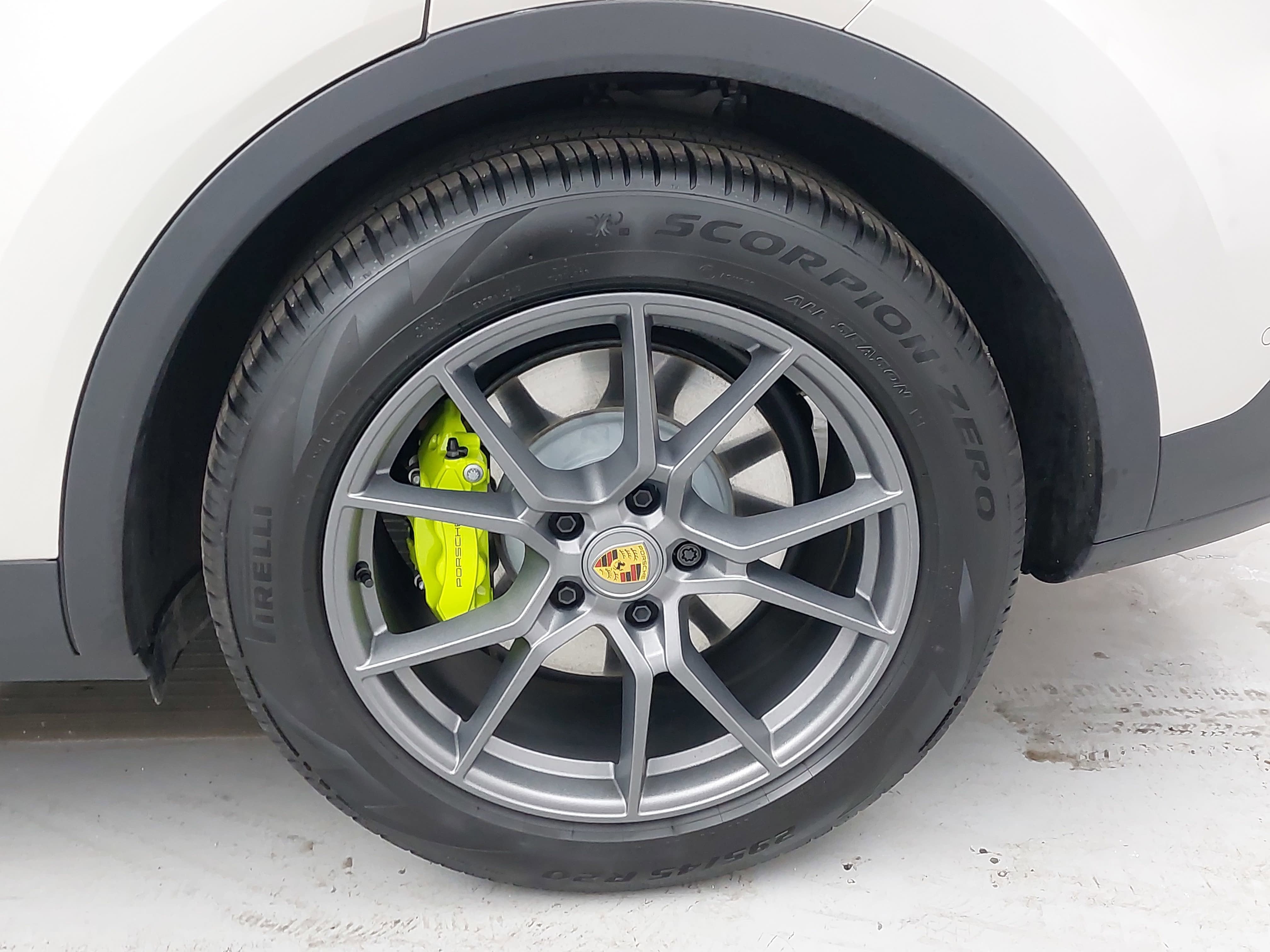 2025 Porsche Cayenne E-Hybrid S