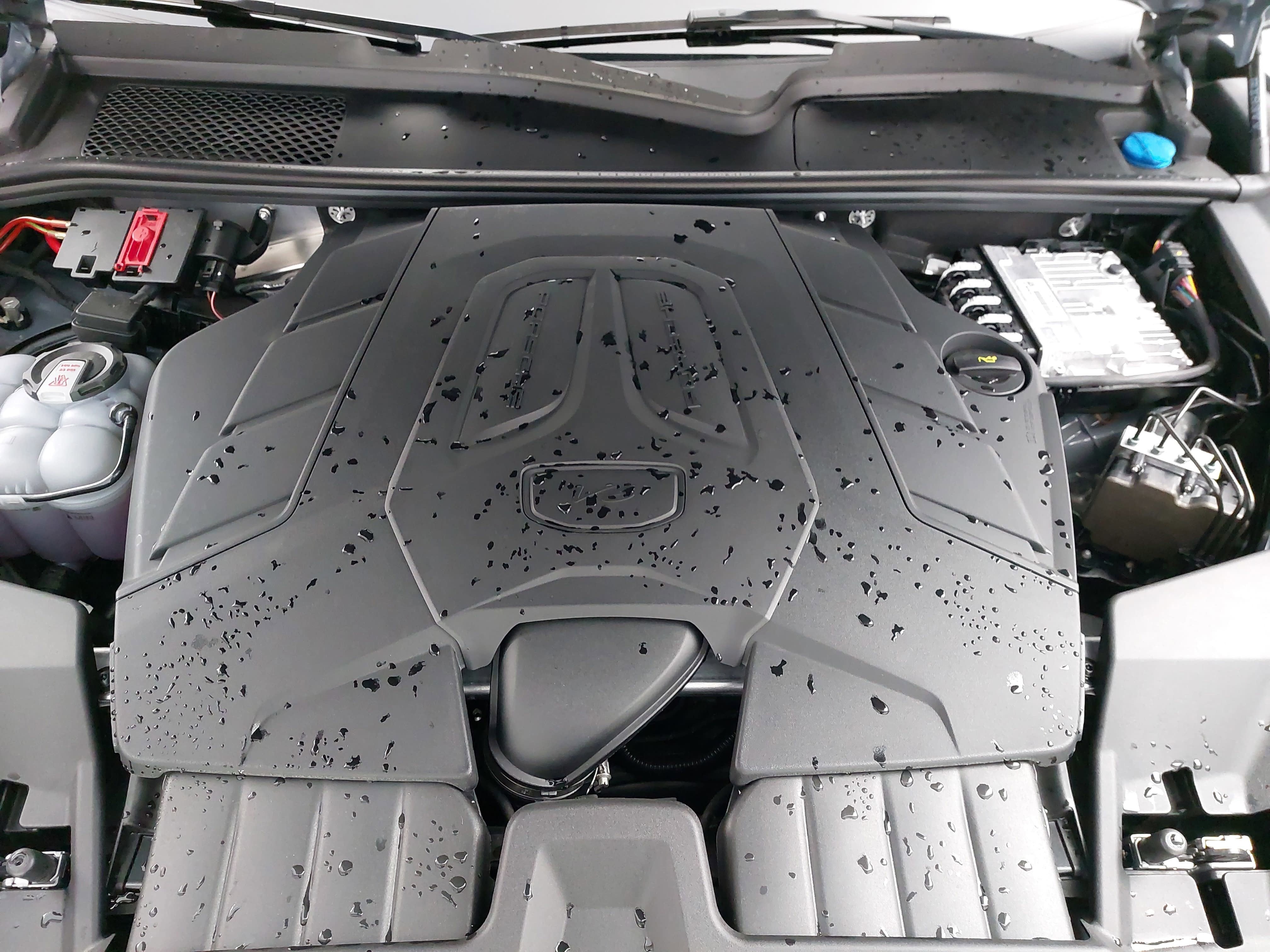 2025 Porsche Cayenne Coupe Coupe AWD