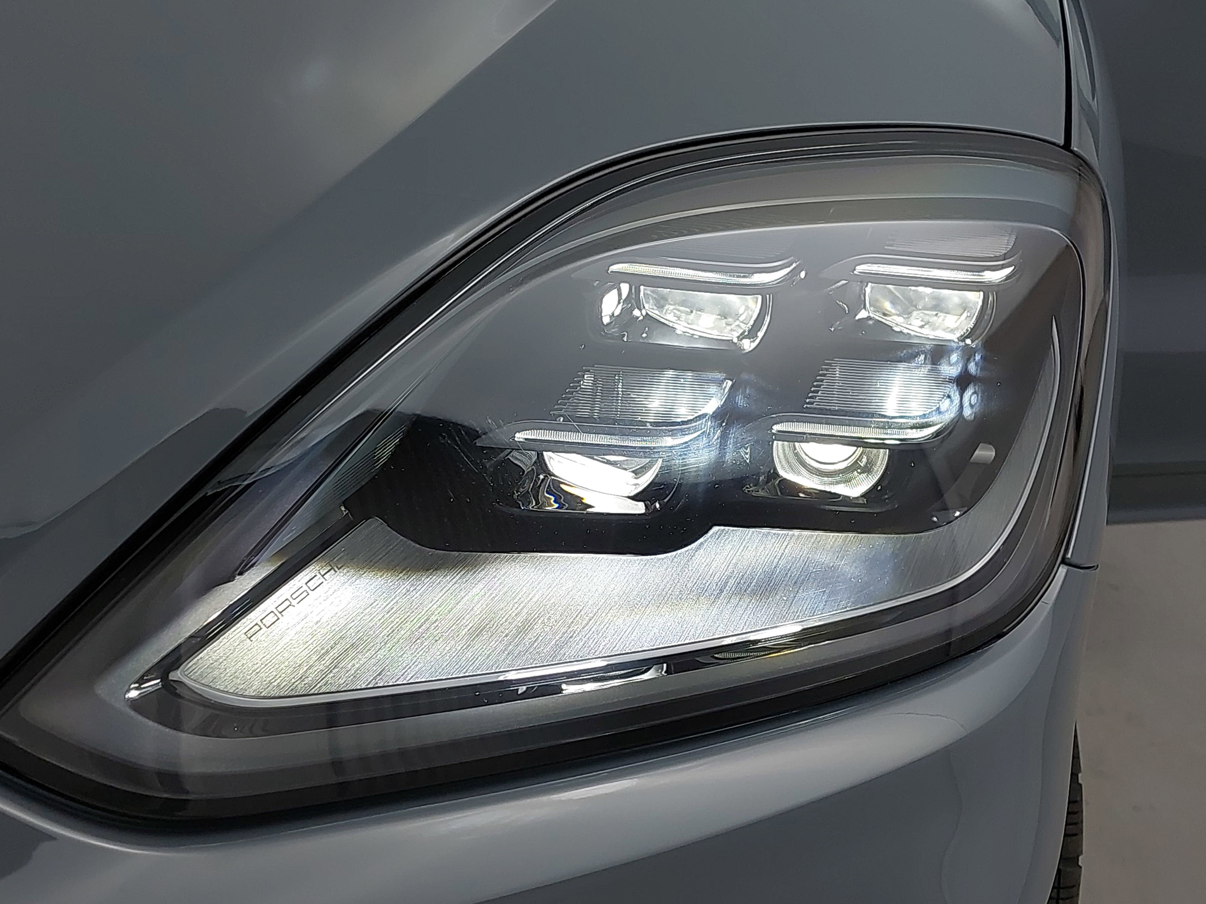 2025 Porsche Cayenne Coupe Coupe AWD