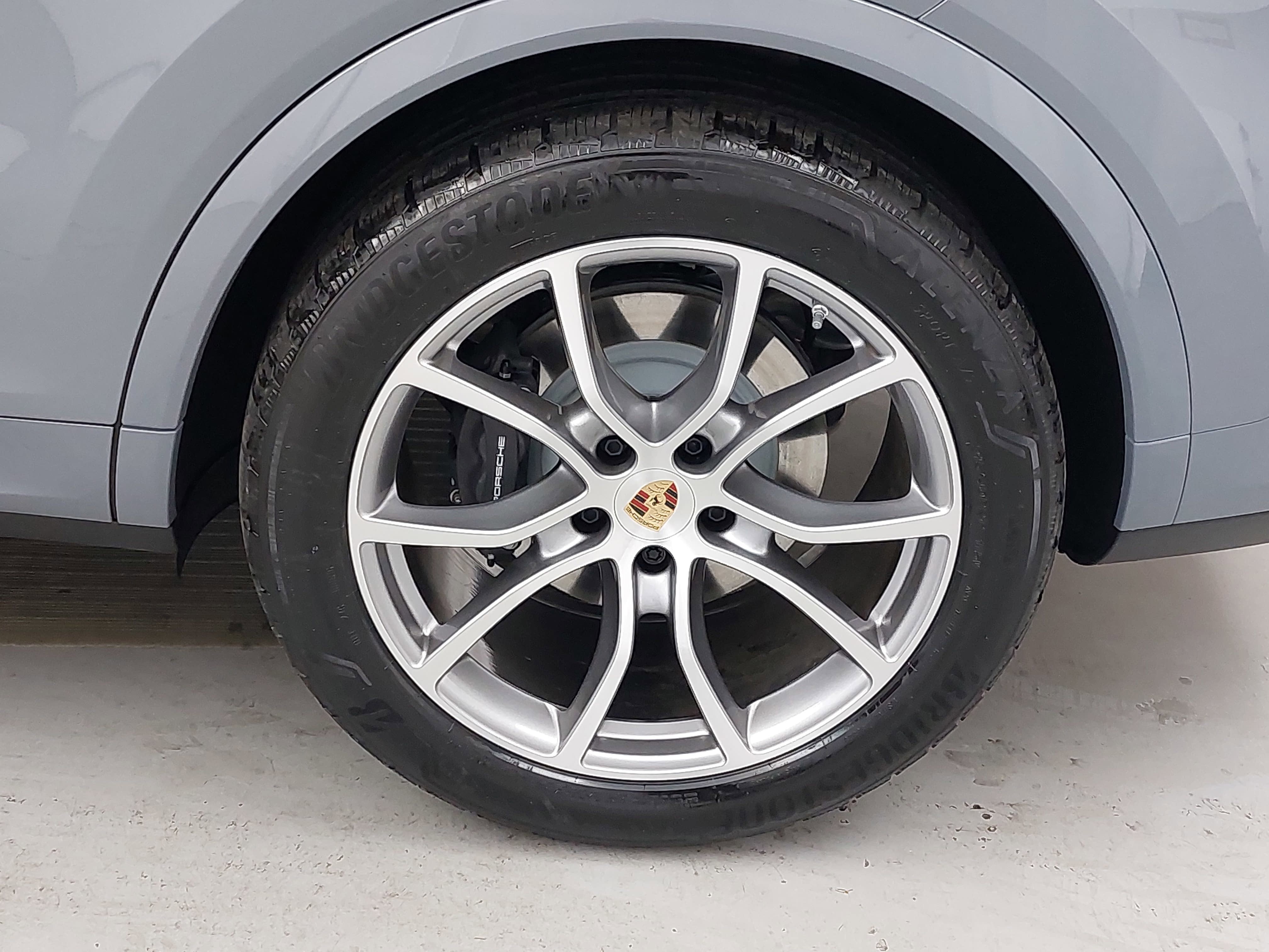 2025 Porsche Cayenne Coupe Coupe AWD