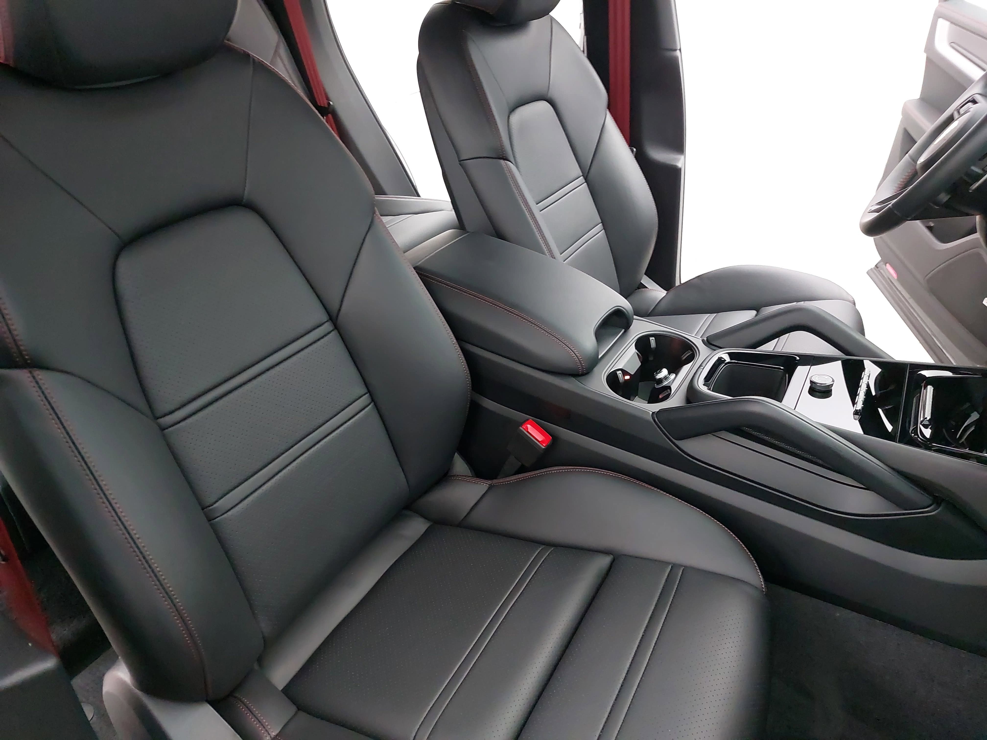 2026 Porsche Cayenne Coupe Coupe AWD