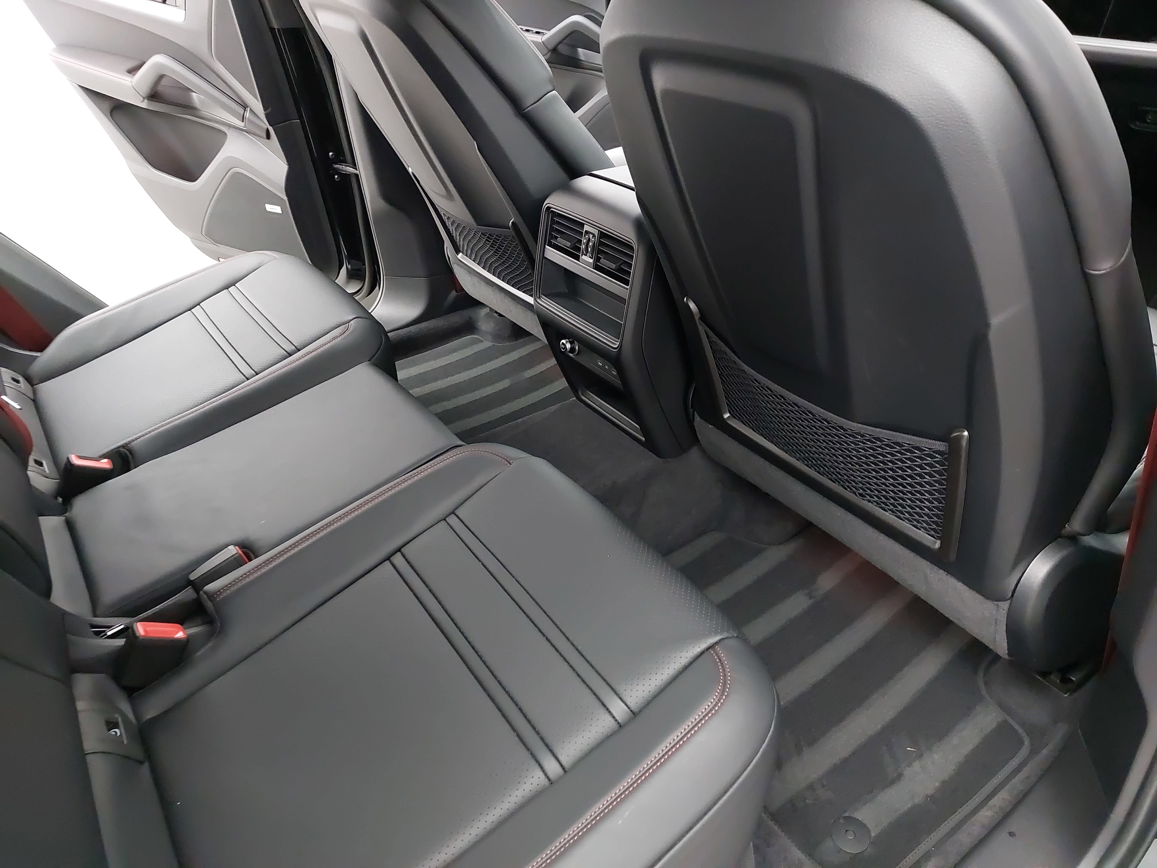 2026 Porsche Cayenne Coupe Coupe AWD