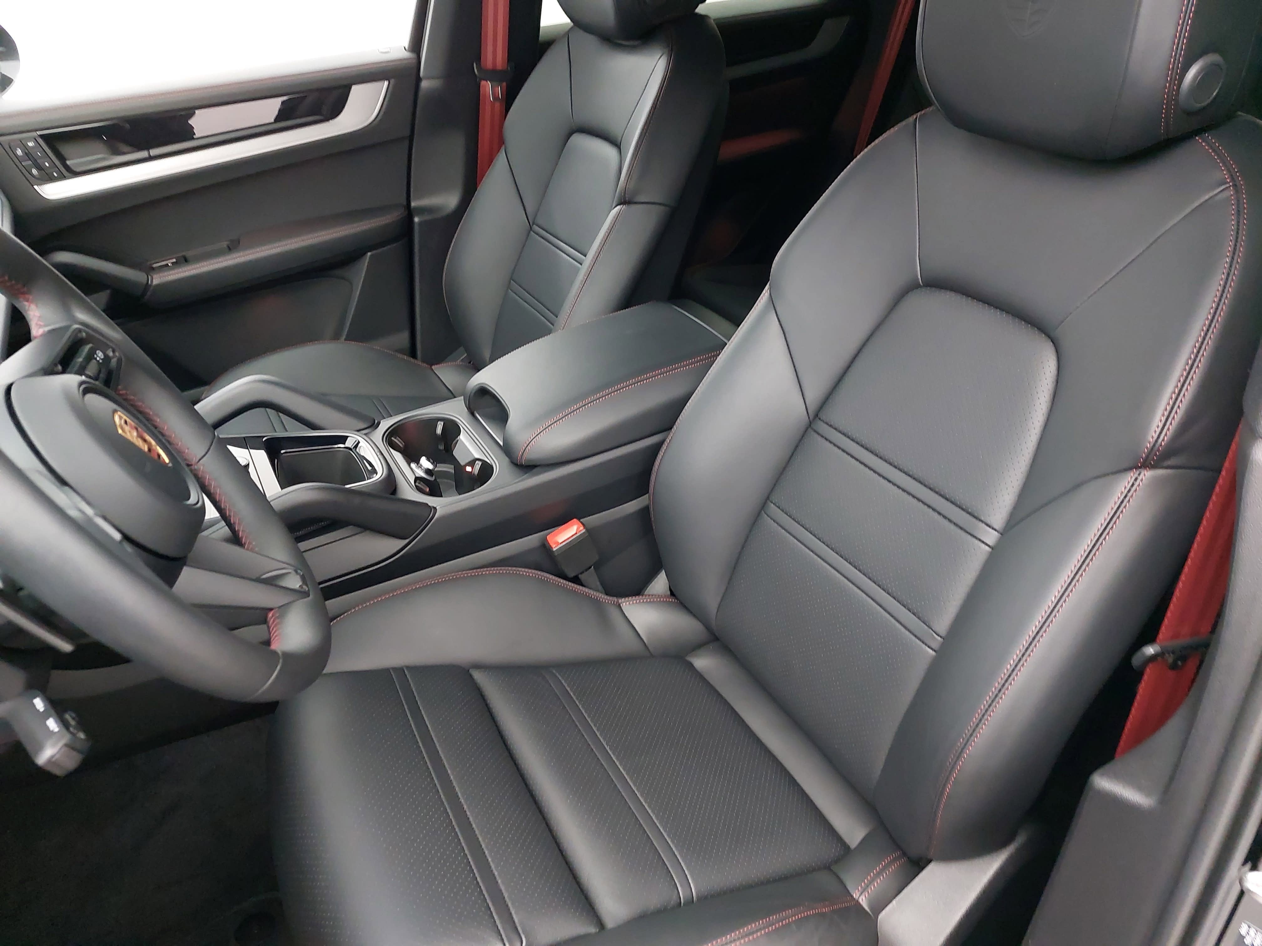 2026 Porsche Cayenne Coupe Coupe AWD