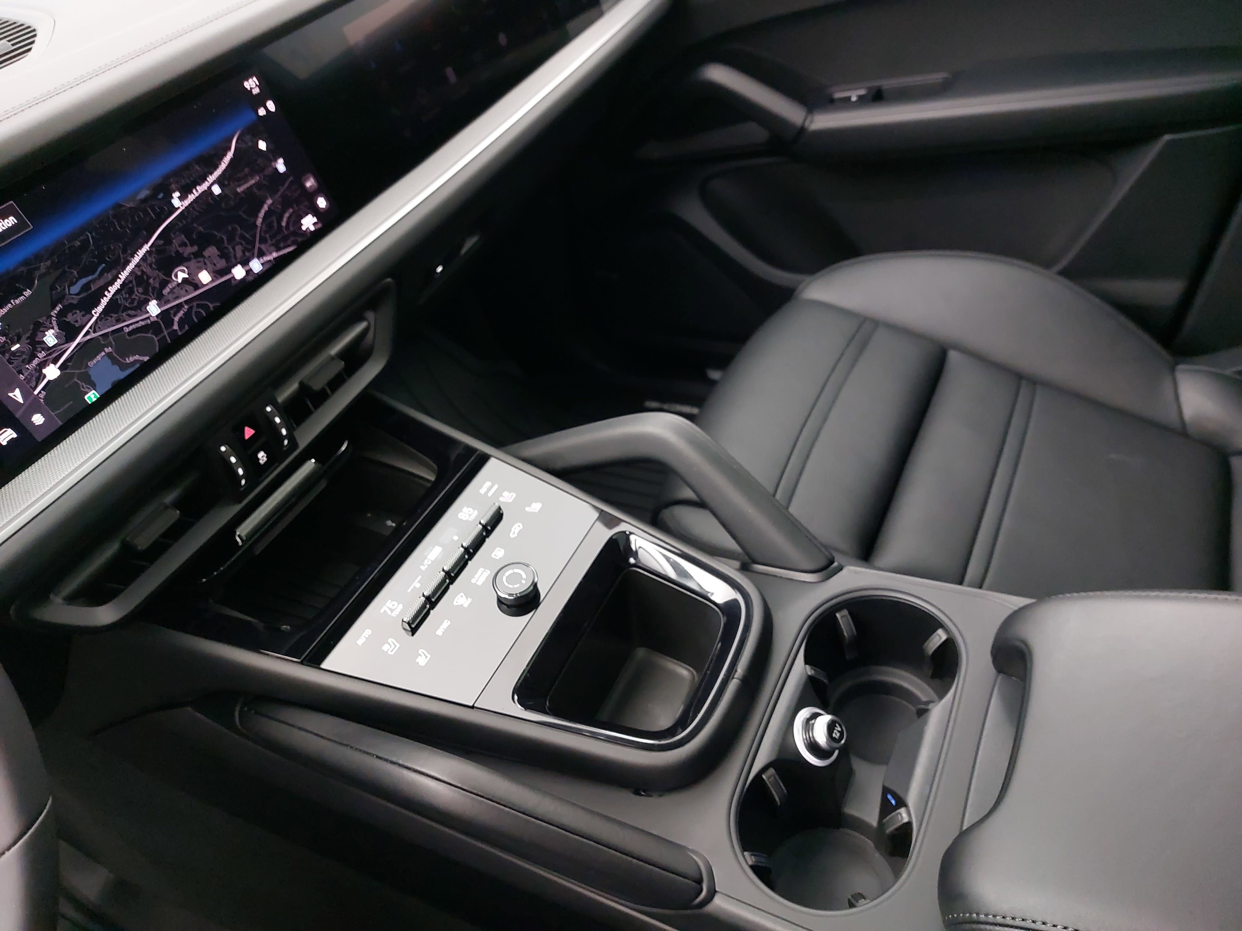 2025 Porsche Cayenne Coupe Coupe AWD