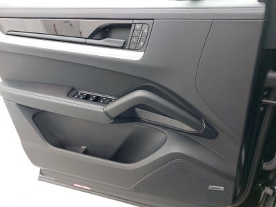 2025 Porsche Cayenne Coupe Coupe AWD