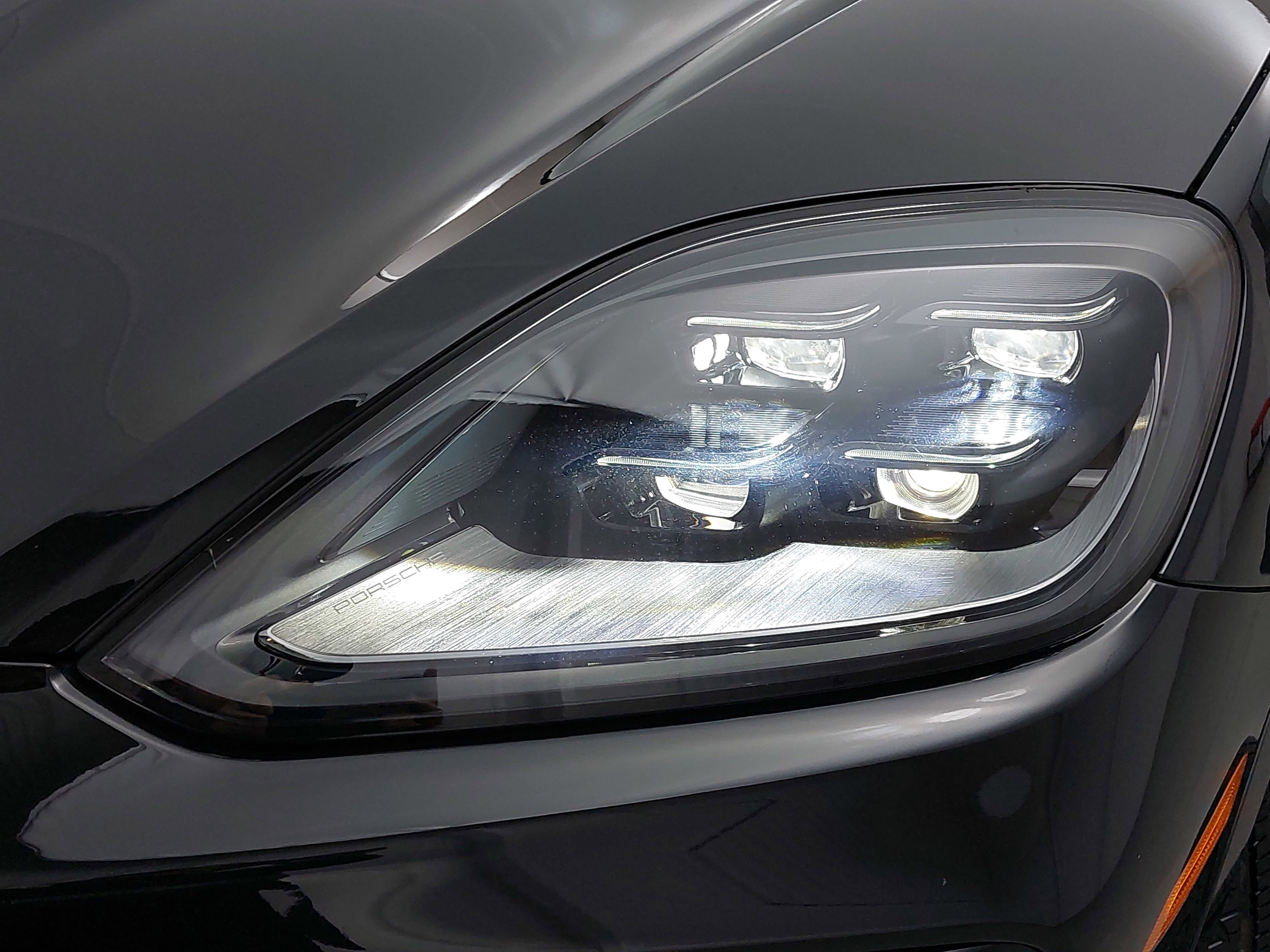 2025 Porsche Cayenne Coupe Coupe AWD