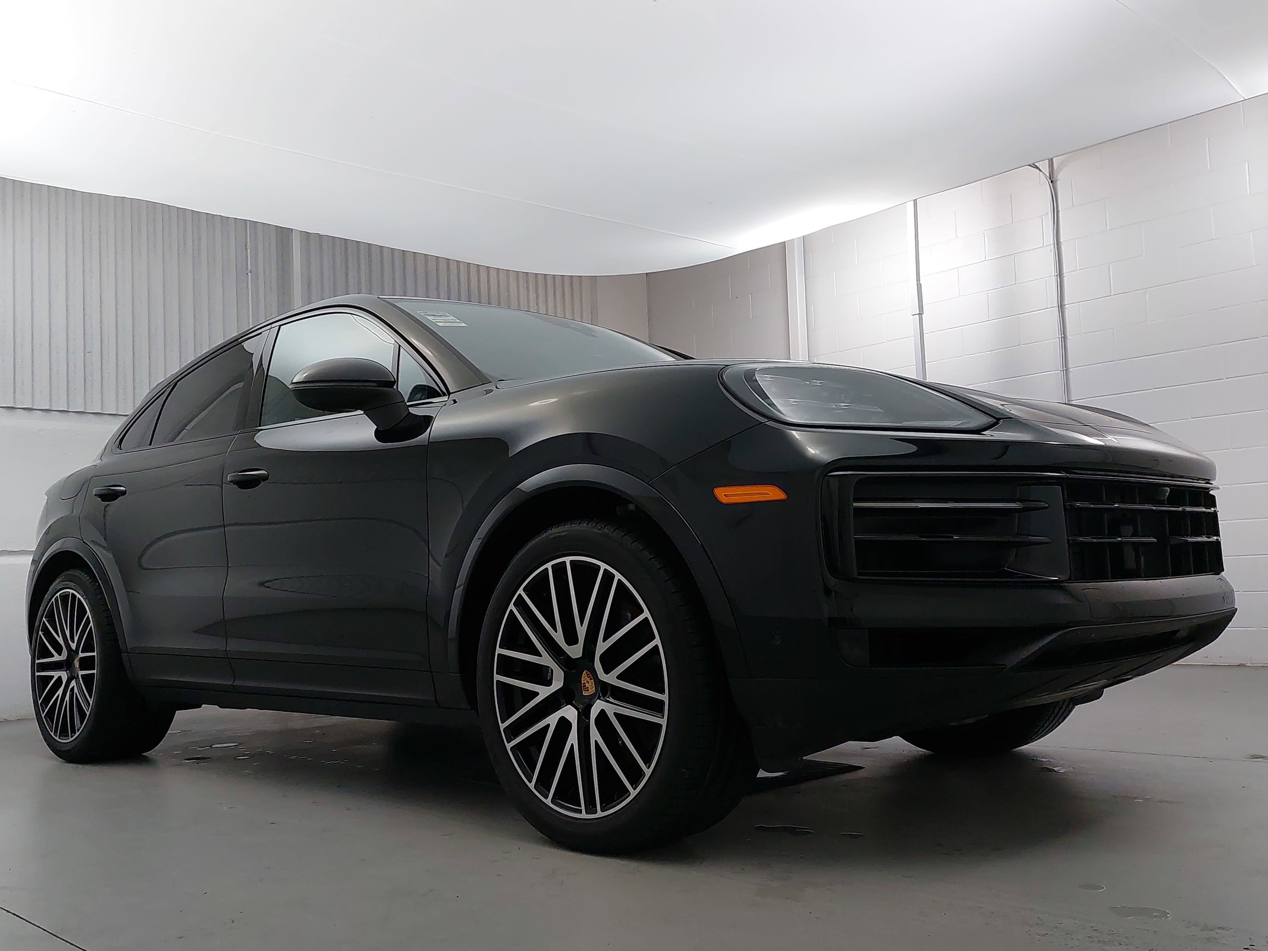 2025 Porsche Cayenne Coupe Coupe AWD