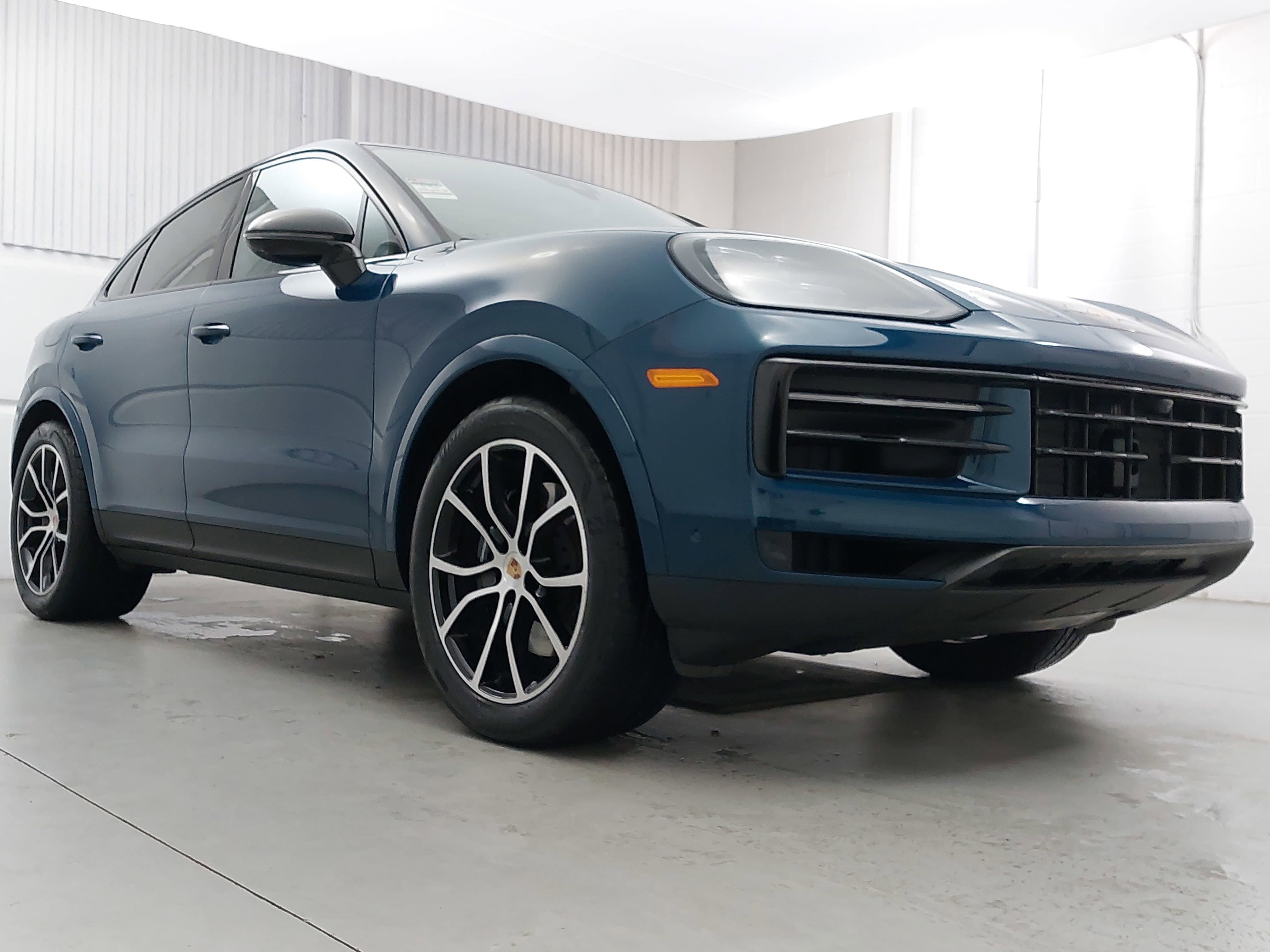 2025 Porsche Cayenne Coupe Coupe AWD