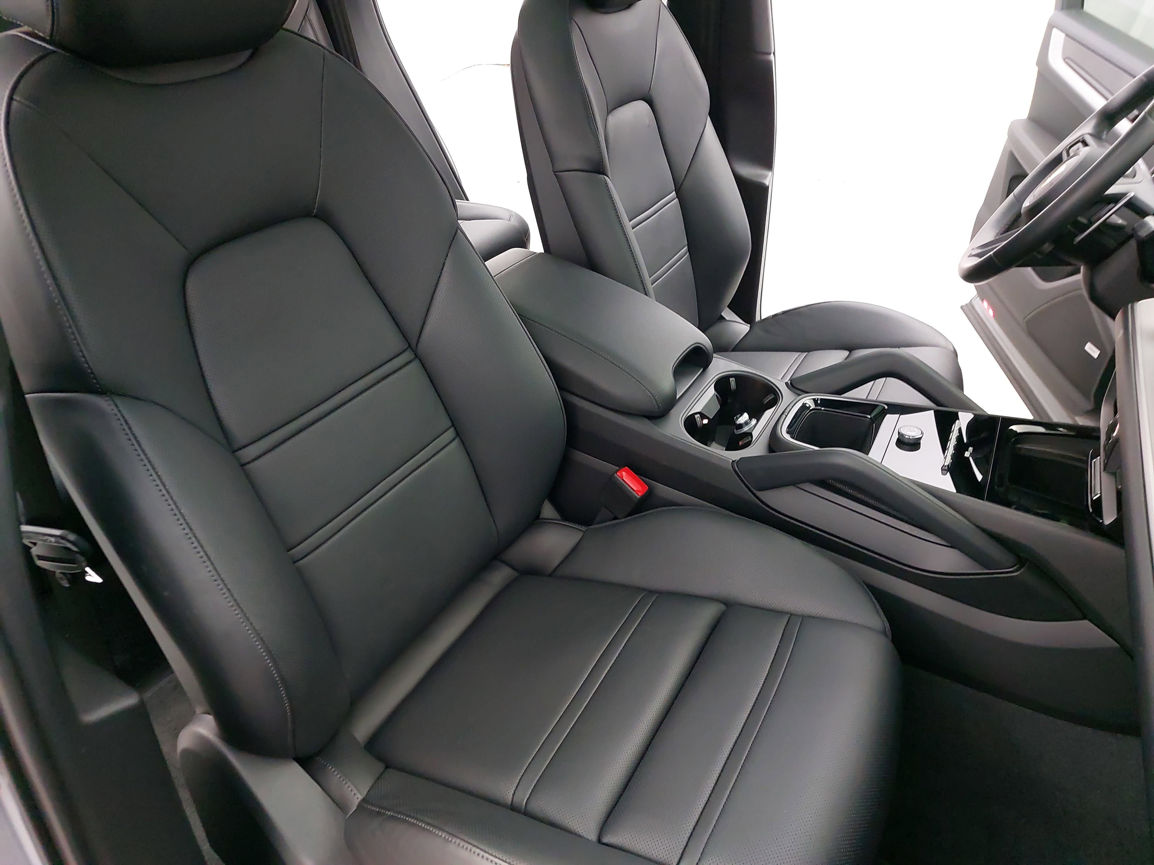 2024 Porsche Cayenne Coupe Coupe AWD