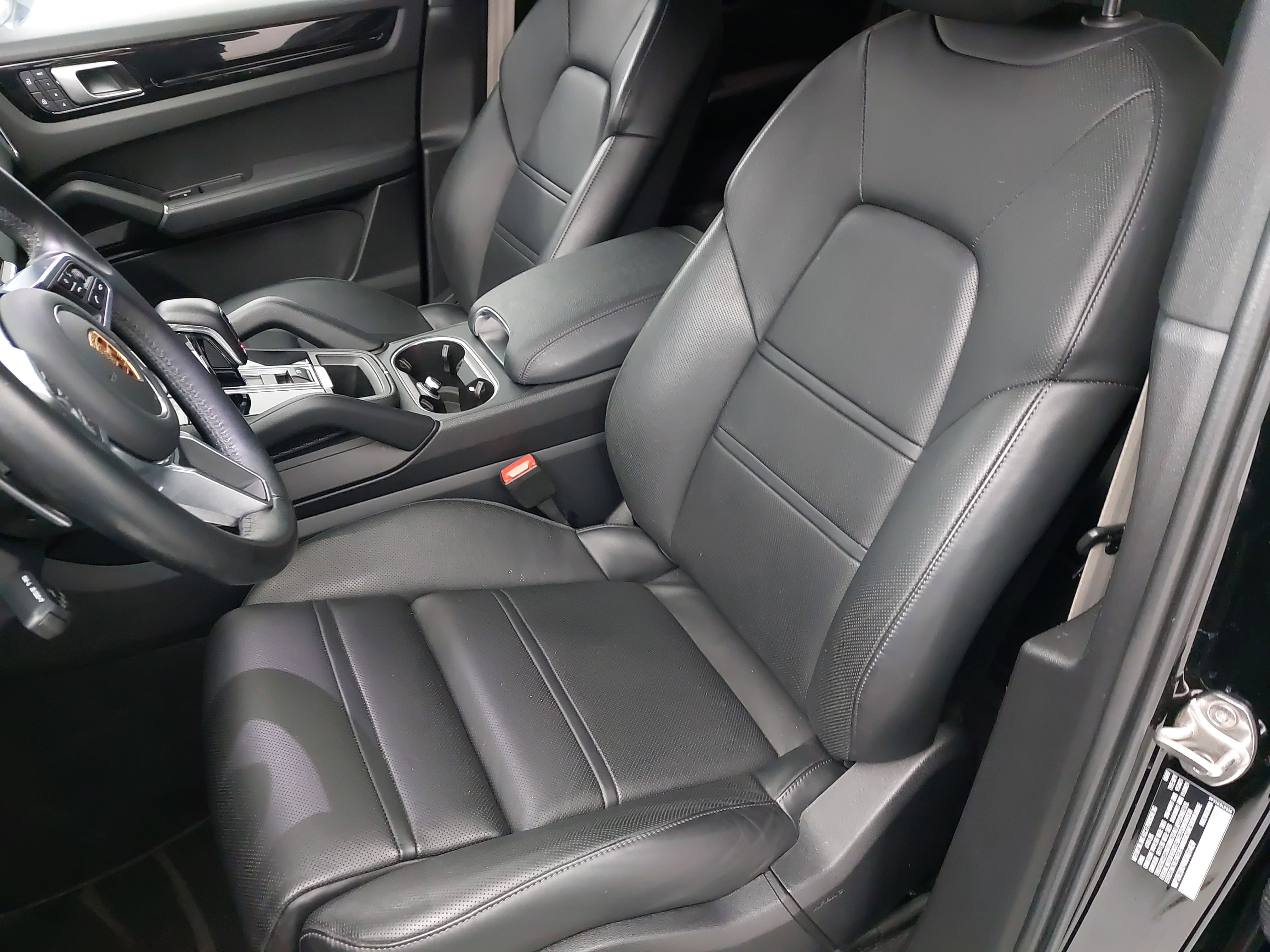 2022 Porsche Cayenne E-Hybrid Coupe Platinum Edition Hybrid