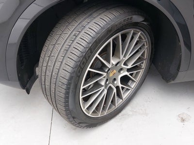 2022 Porsche Cayenne E-Hybrid Coupe Platinum Edition Hybrid