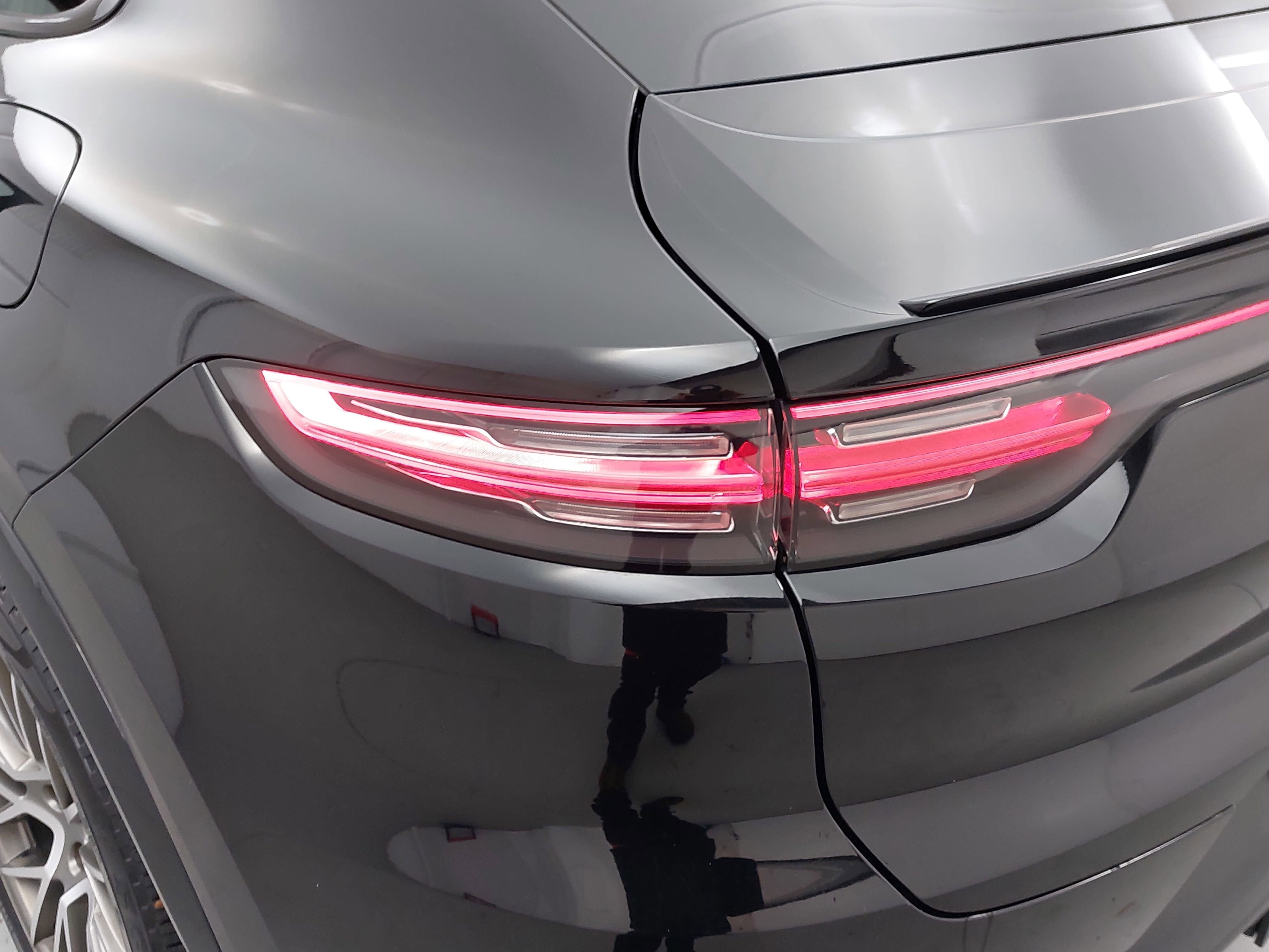 2022 Porsche Cayenne E-Hybrid Coupe Platinum Edition Hybrid