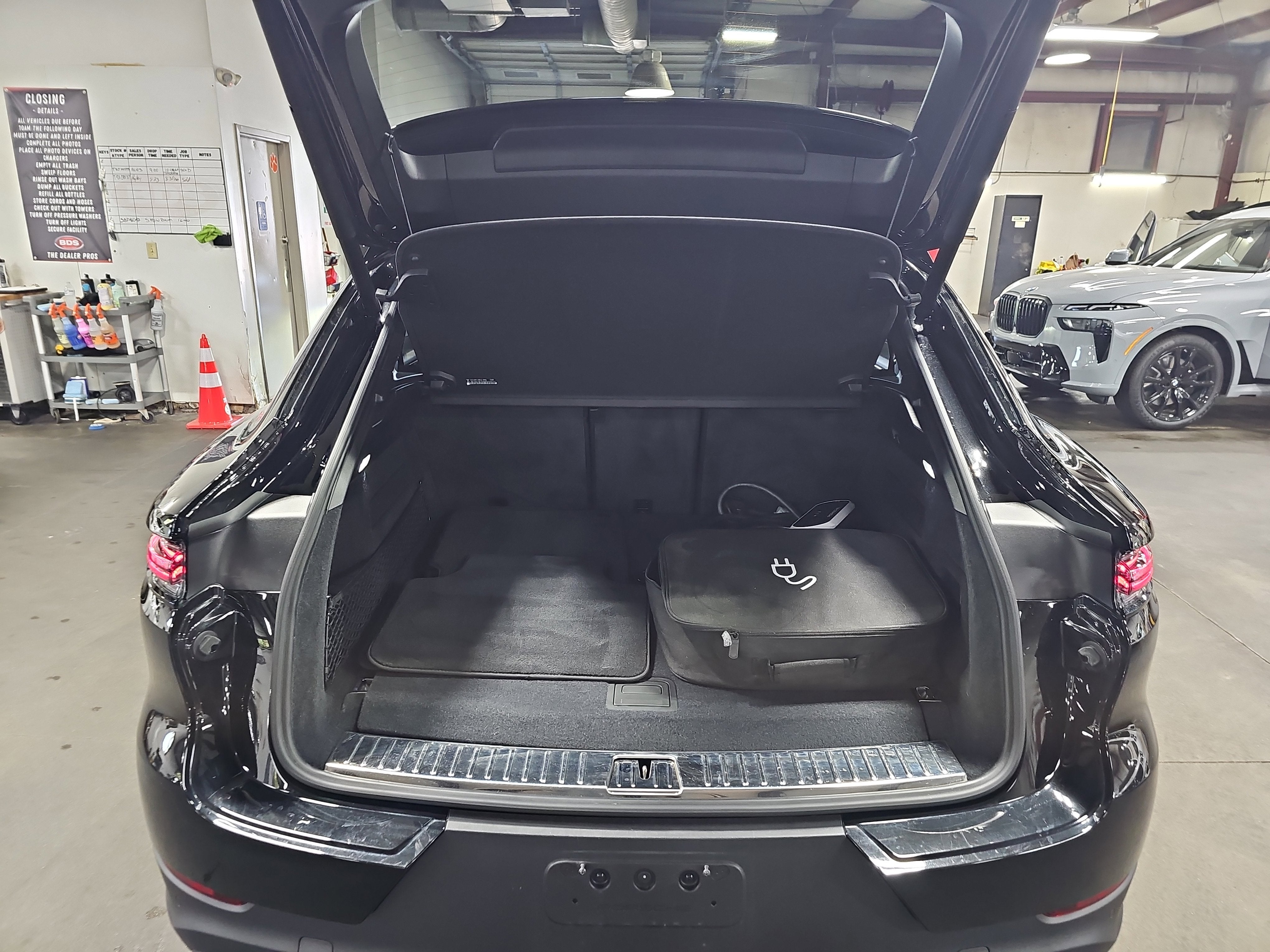 2024 Porsche Cayenne E-Hybrid Coupe E-Hybrid