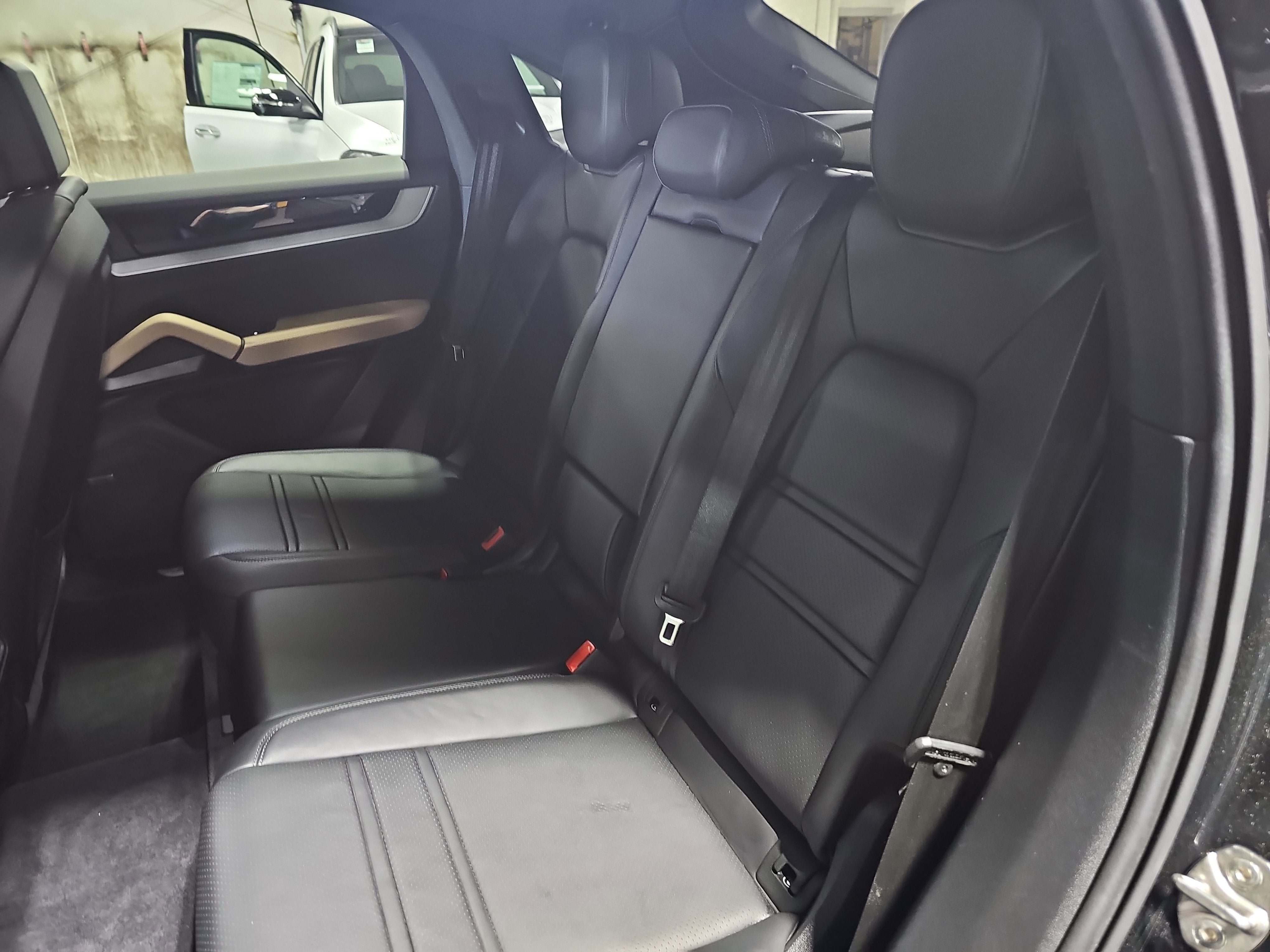 2024 Porsche Cayenne E-Hybrid Coupe E-Hybrid
