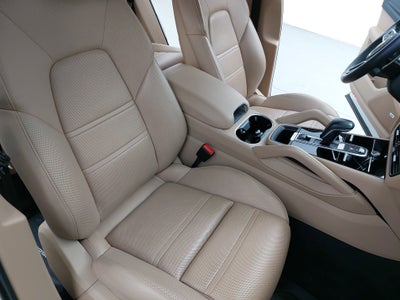 2022 Porsche Cayenne E-Hybrid Coupe E-Hybrid