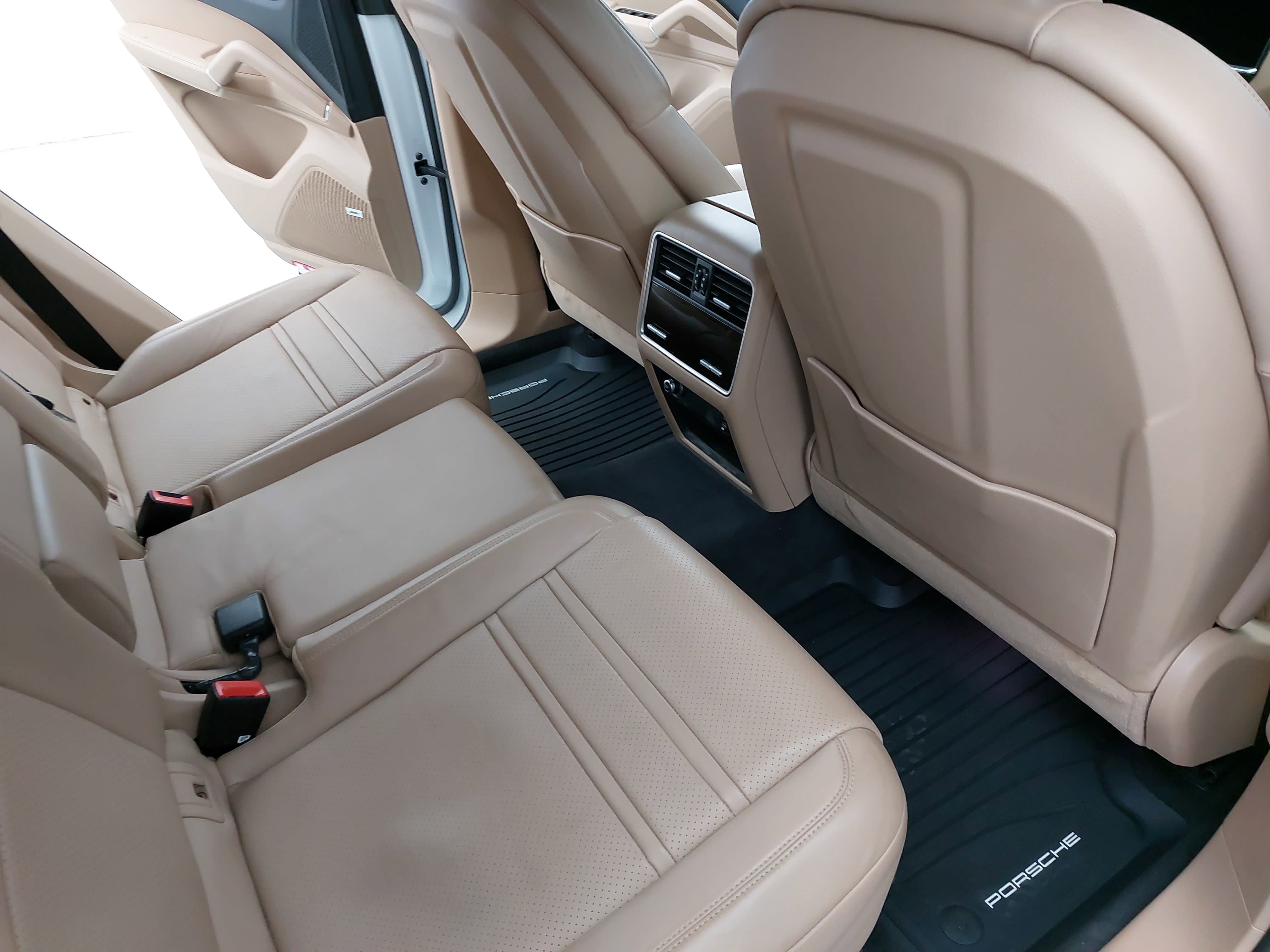 2022 Porsche Cayenne E-Hybrid Coupe E-Hybrid